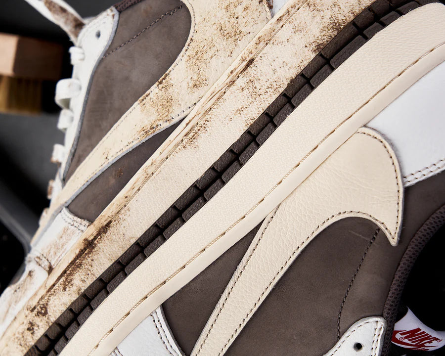 Clean the Air Jordan 1 Low Travis Scott Reverse Mocha