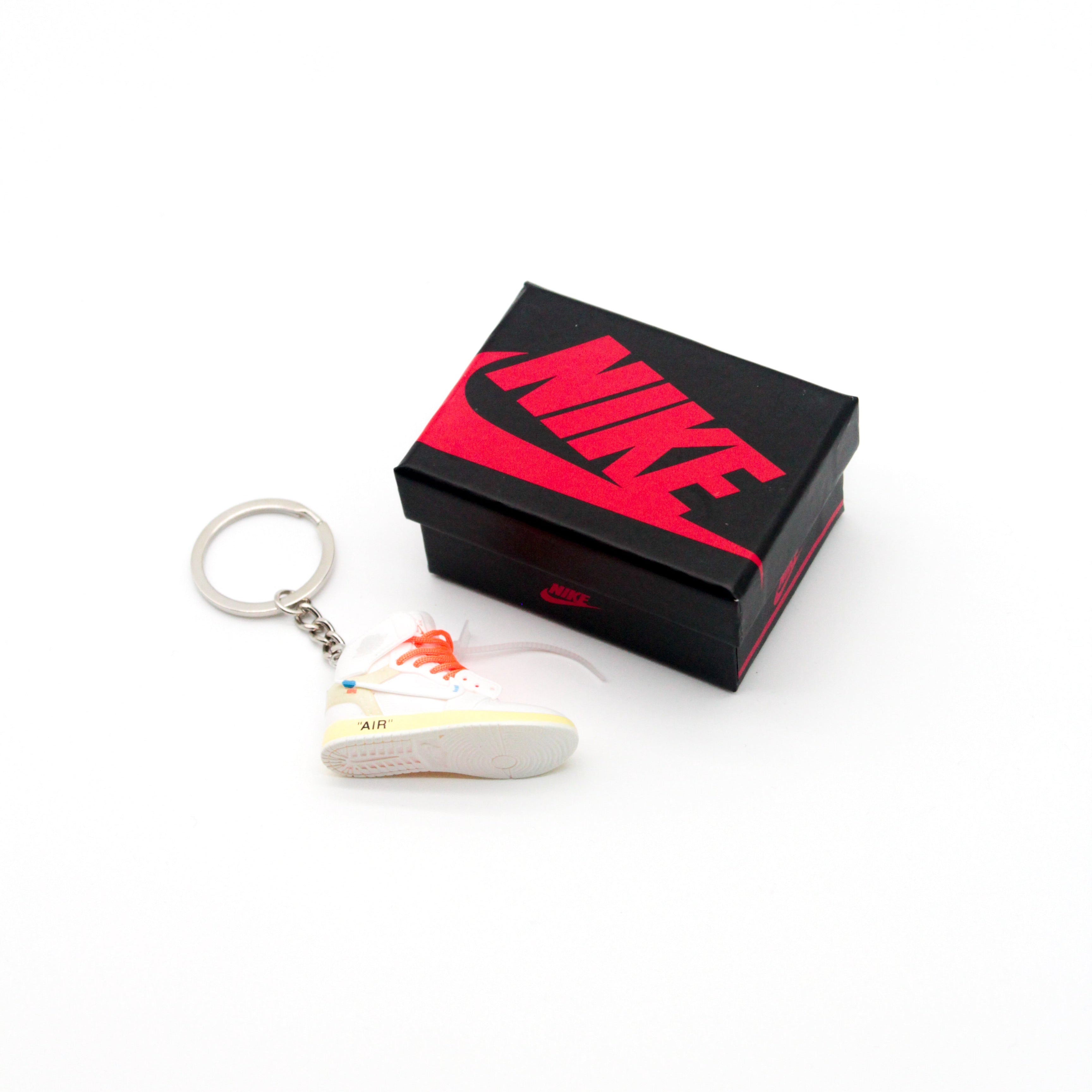 MINI SNEAKERS KEYCHAIN
