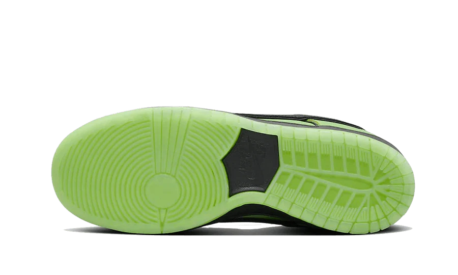 NIKE SB DUNK LOW THE POWERPUFF GIRLS BUTTERCUP