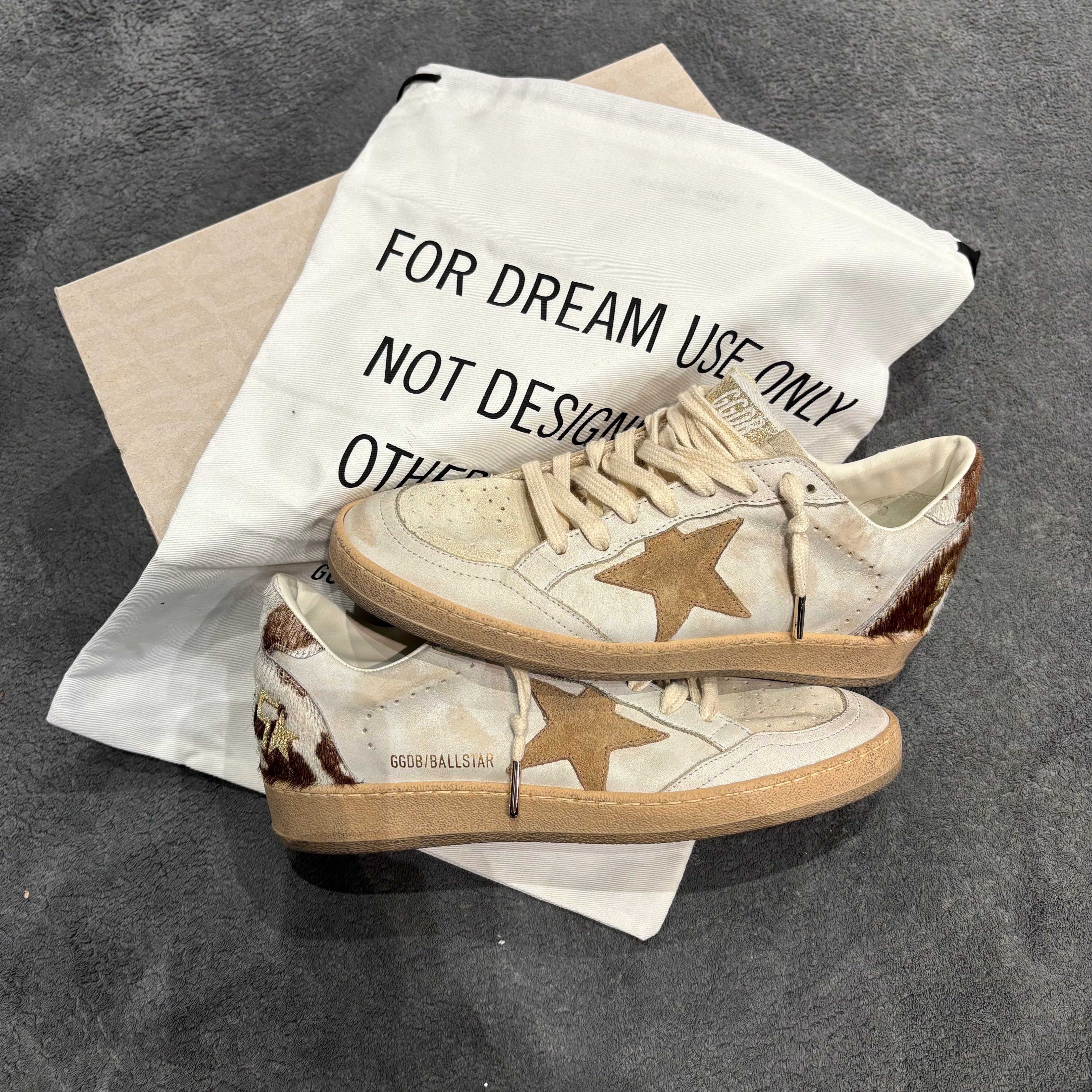 GOLDEN GOOSE BALLSTAR STELLA SUEDE & TACCO COW