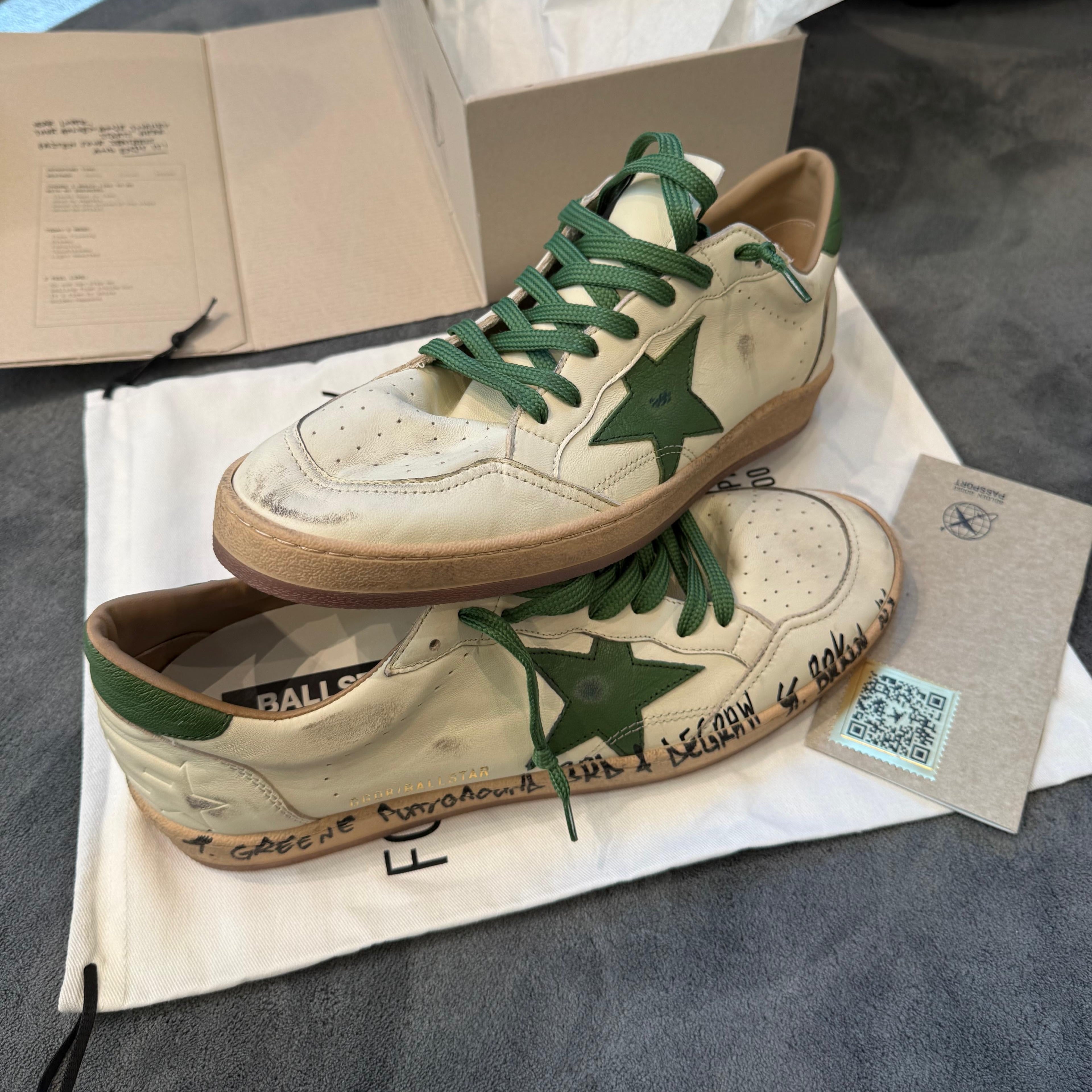 GOLDEN GOOSE BALLSTAR DISTRESSED FINISH LEATHER CON GRAFFITI