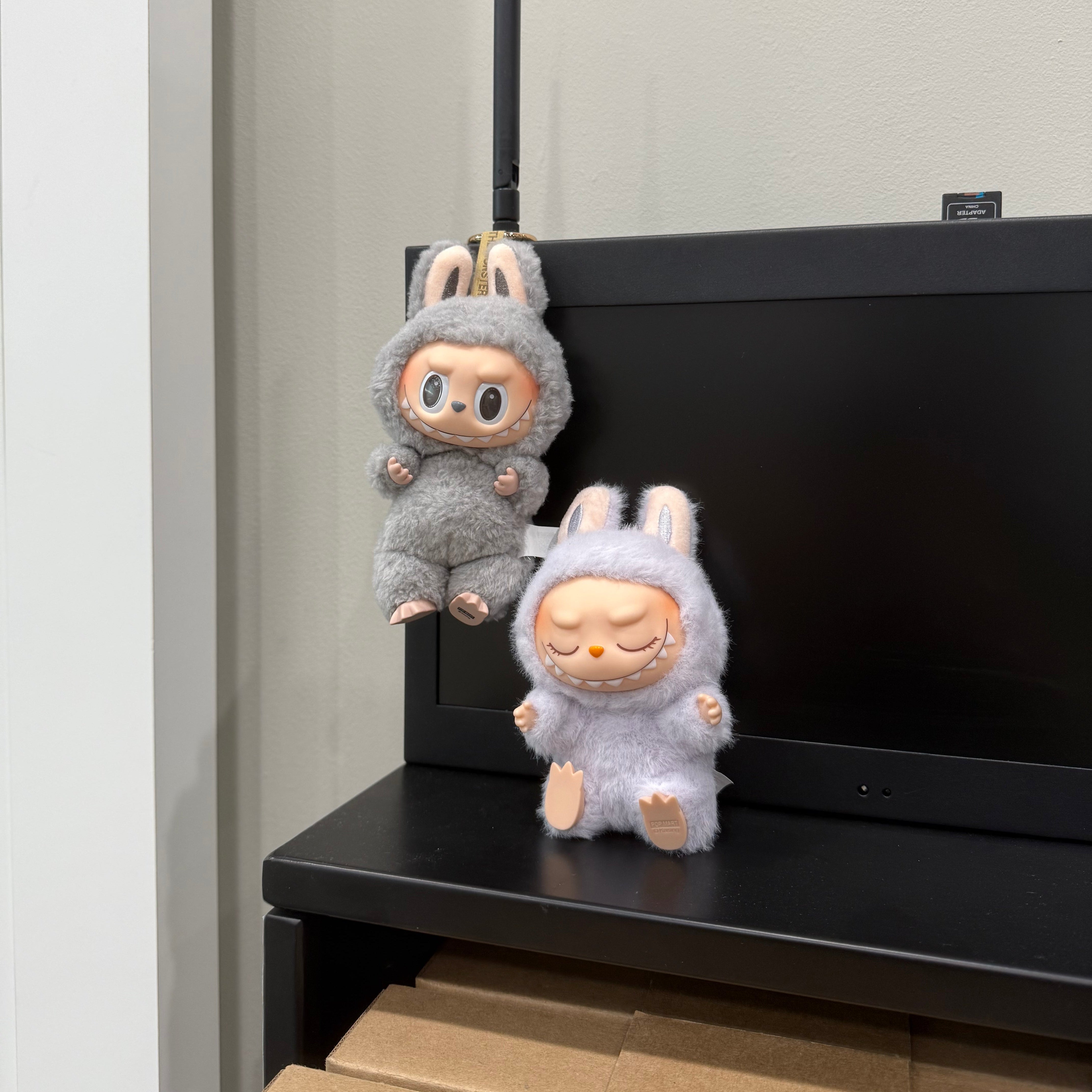 LABUBU THE MONSTERS HAVE A SEAT VINYL PLUSH