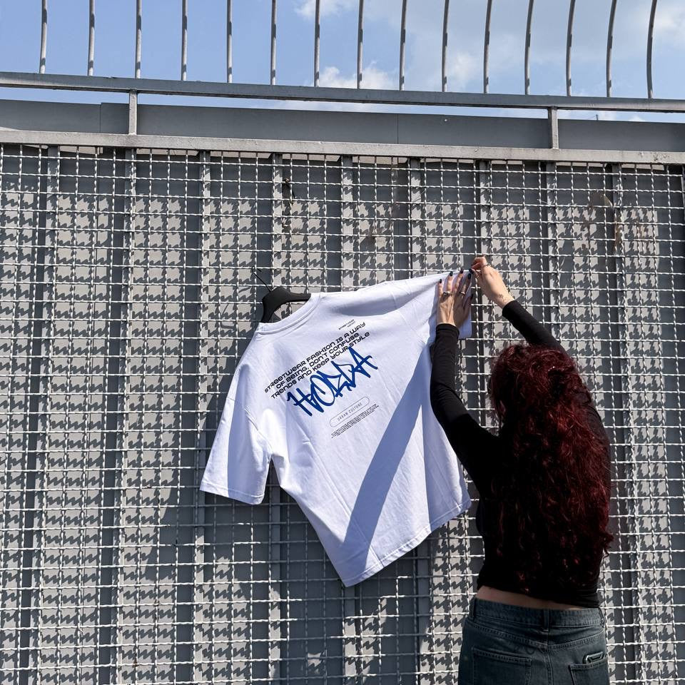 Y2K STREET TEE WHITE/BLUE - Horda Brand