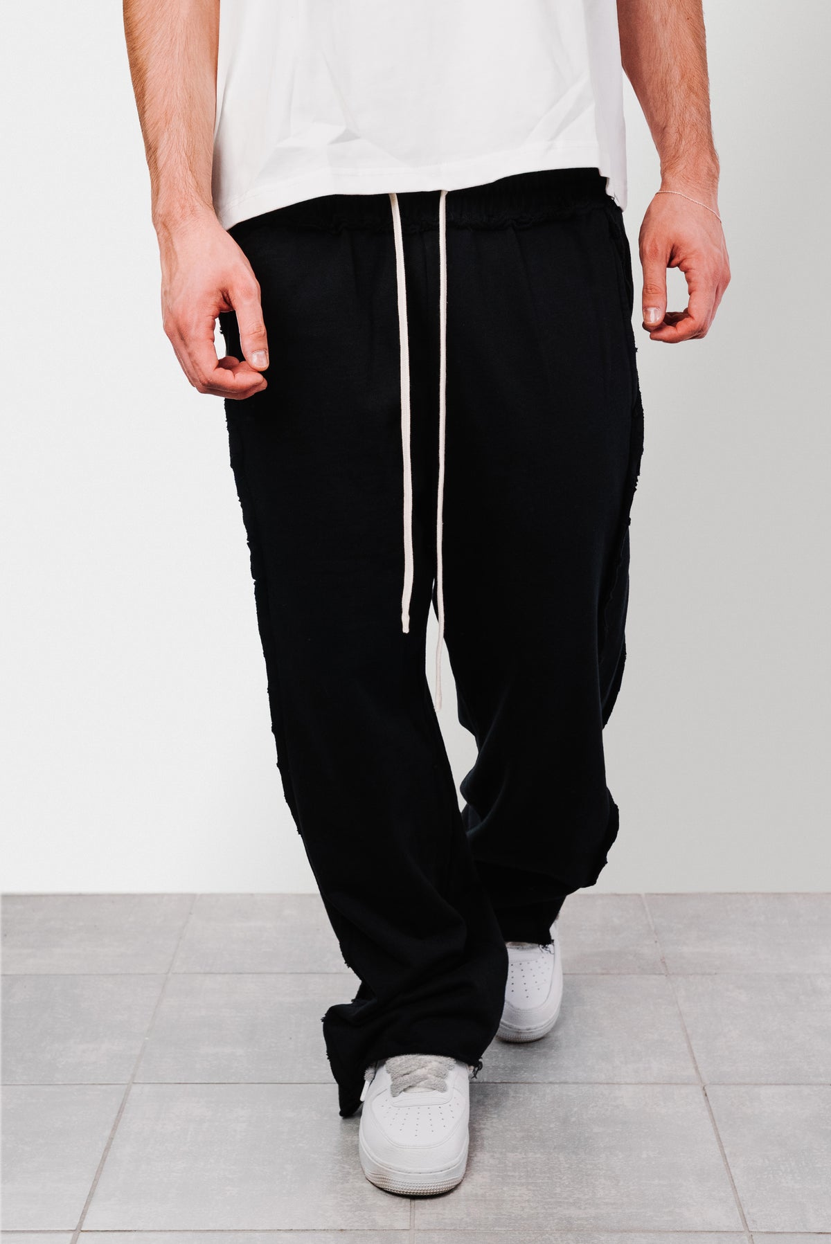 DISTRESSED BLACK SWEATPANTS - TheDoubleE x Shoebuya