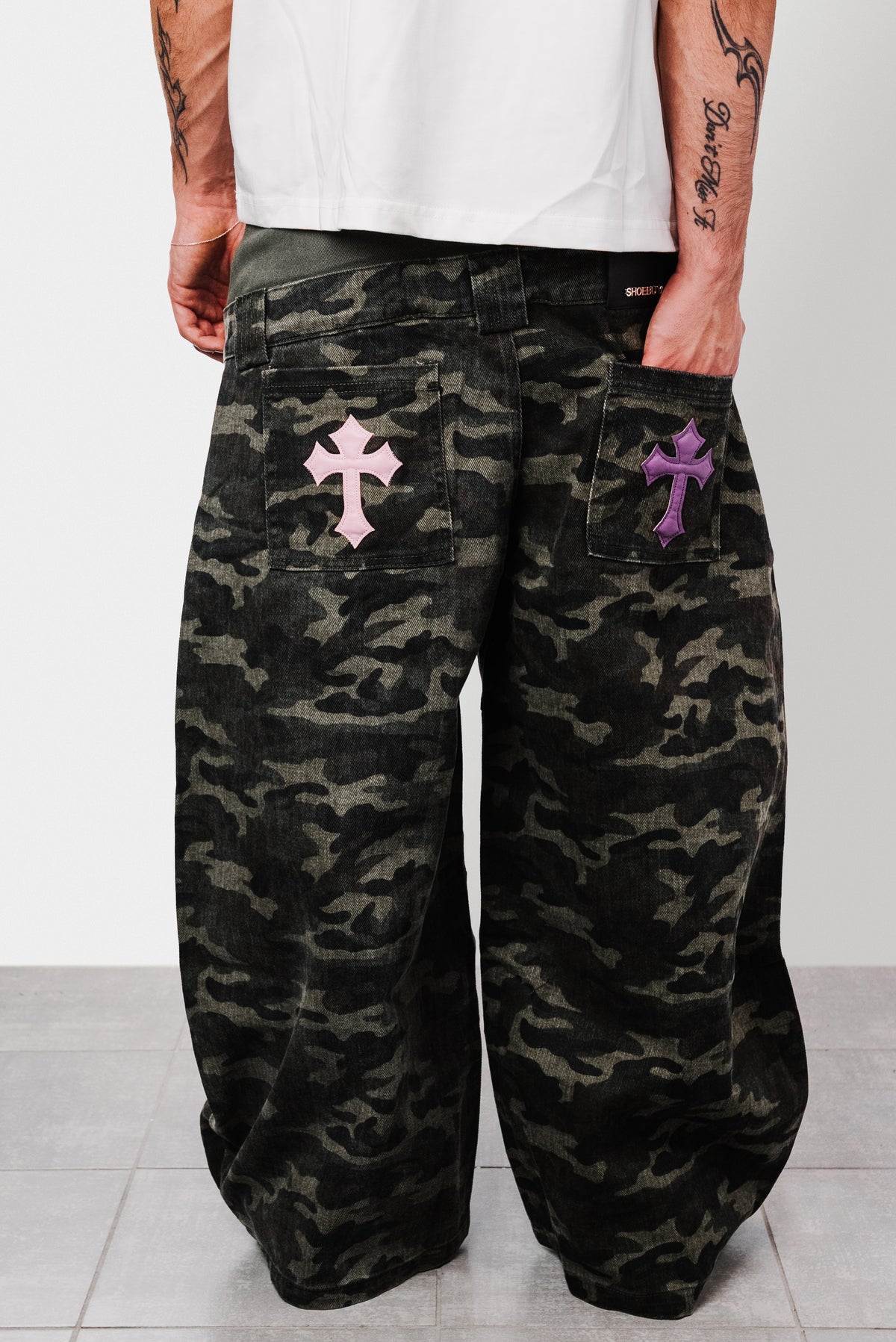 DOUBLE RAW CAMO DENIM JEANS - Shoebuya Design