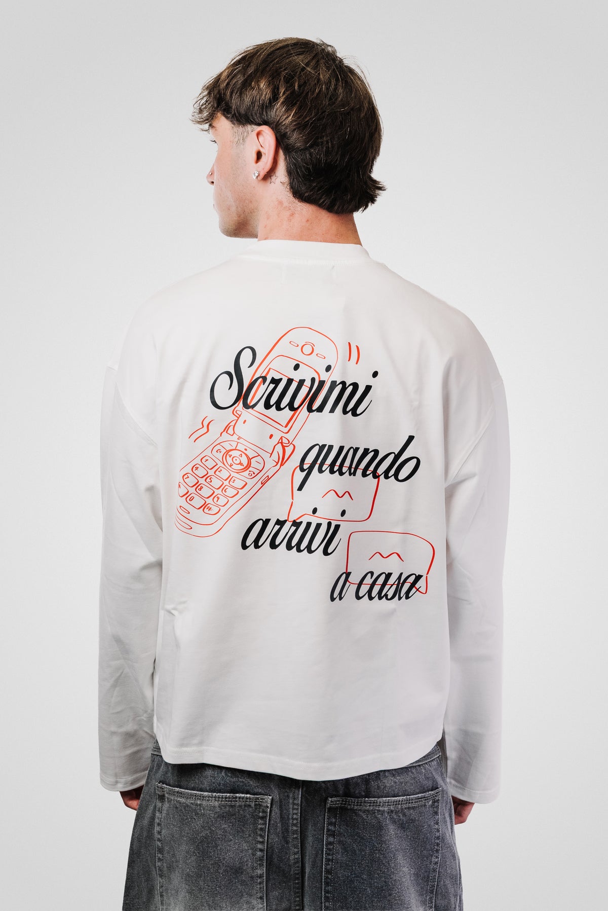 SCRIVIMI BOXY LONGSLEEVE WHITE - TheDoubleE