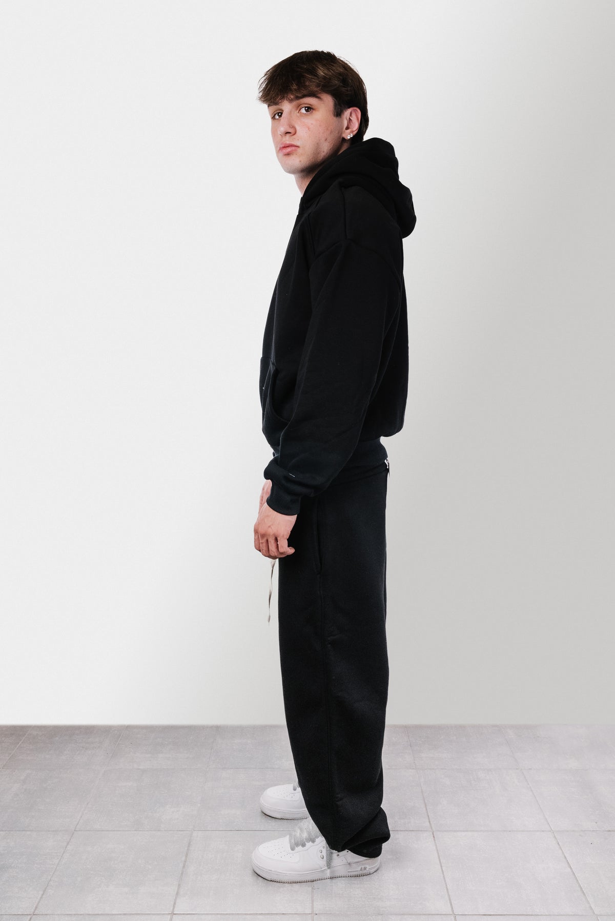 BLACK WINTER TRACKSUIT - Replacement Brand