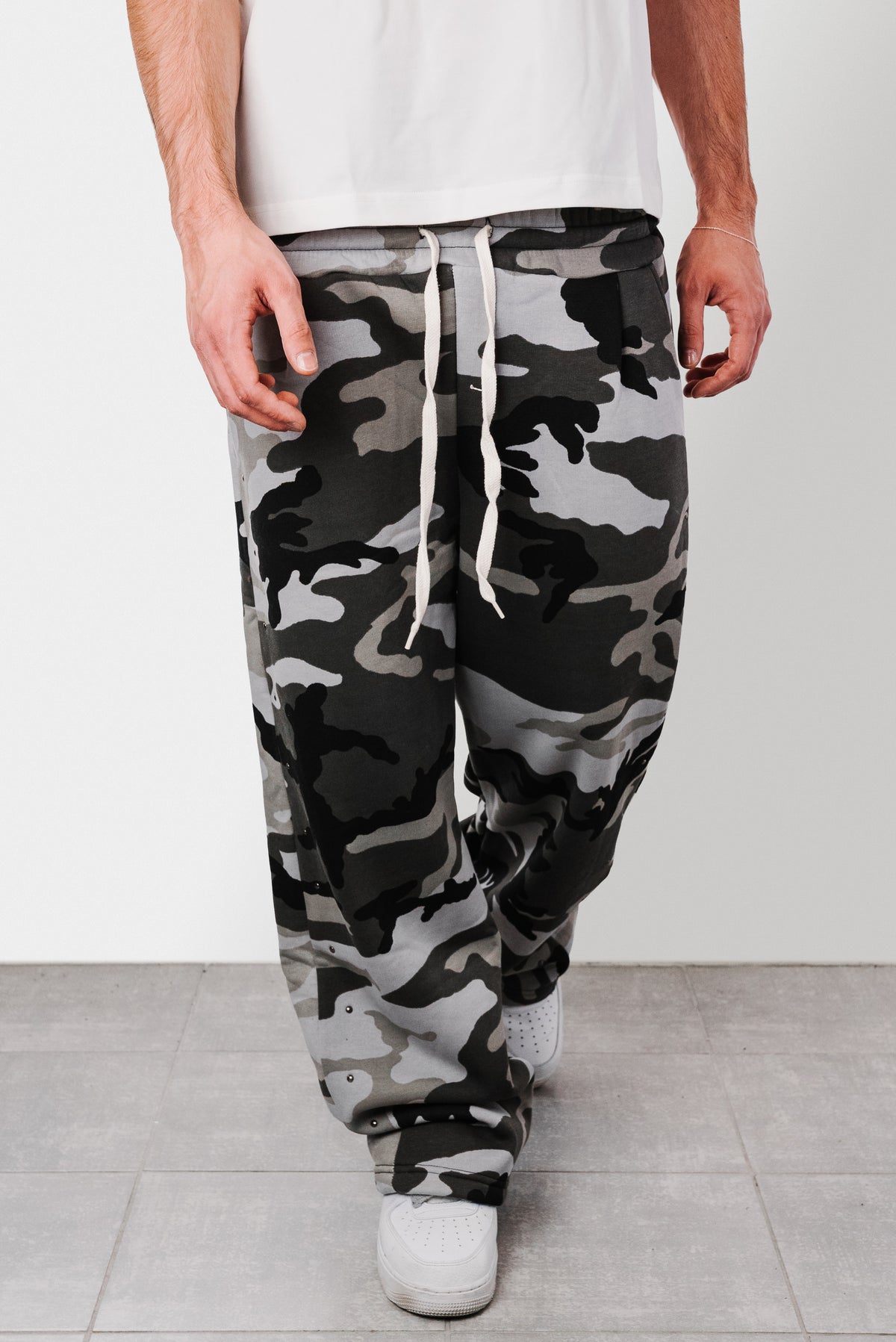 CAMO GREY WINTER SWEATPANTS - Replacement Brand