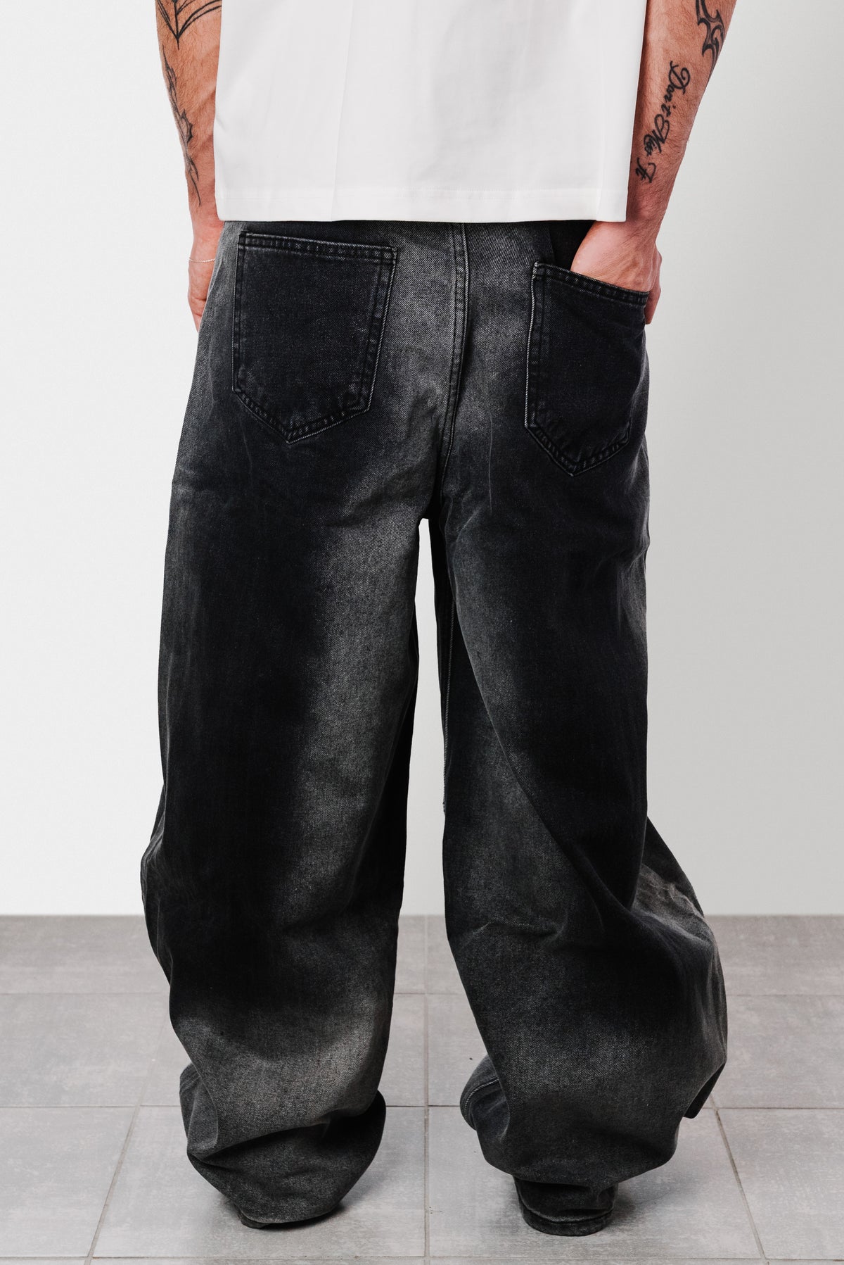 KEYS SUPER BAGGY GREY JEANS - Shoebuya Design