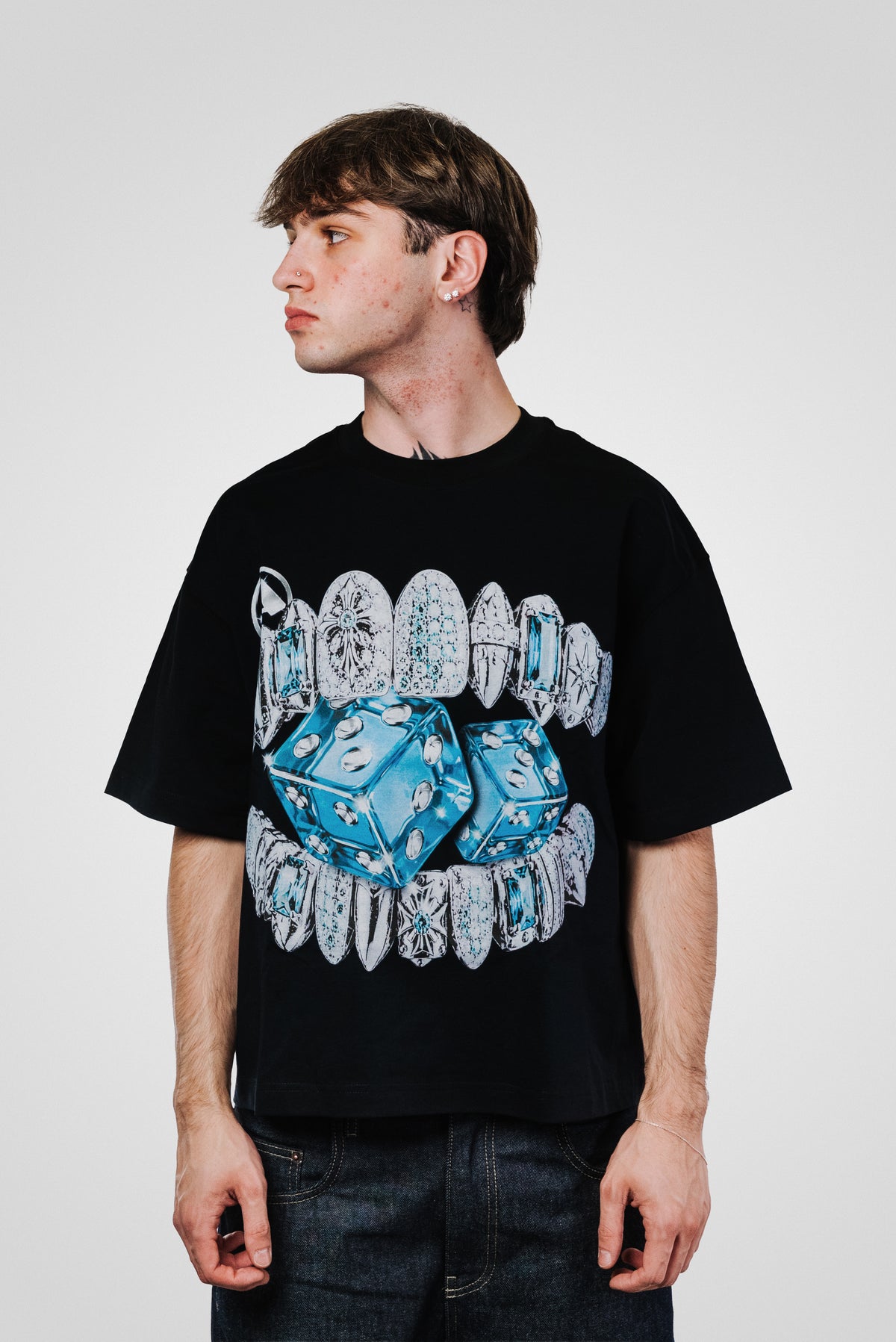 GAMBLING BLACK TEE - Noissey Brand