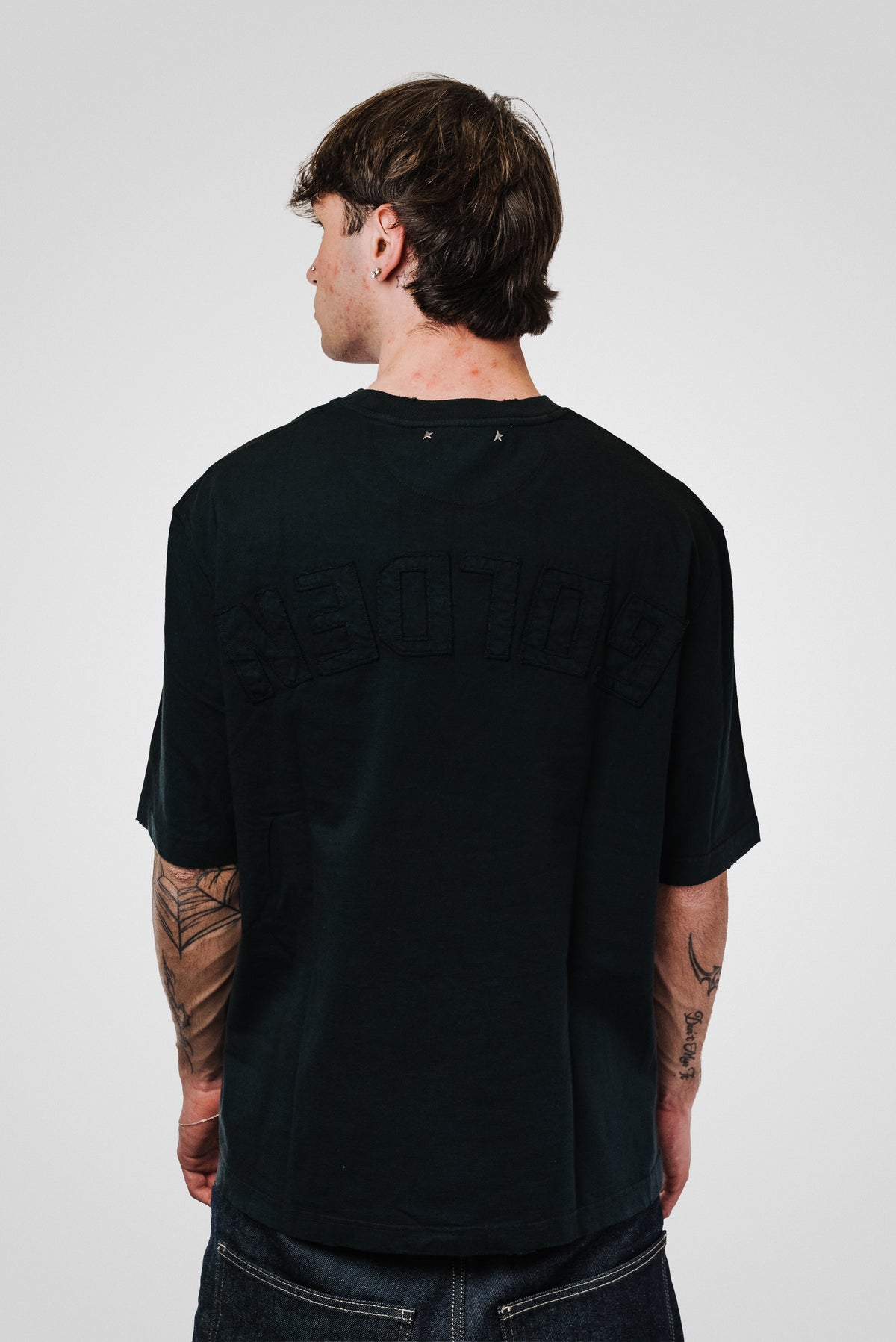 GOLDEN GOOSE PATCH LOGO DARK GREY TEE