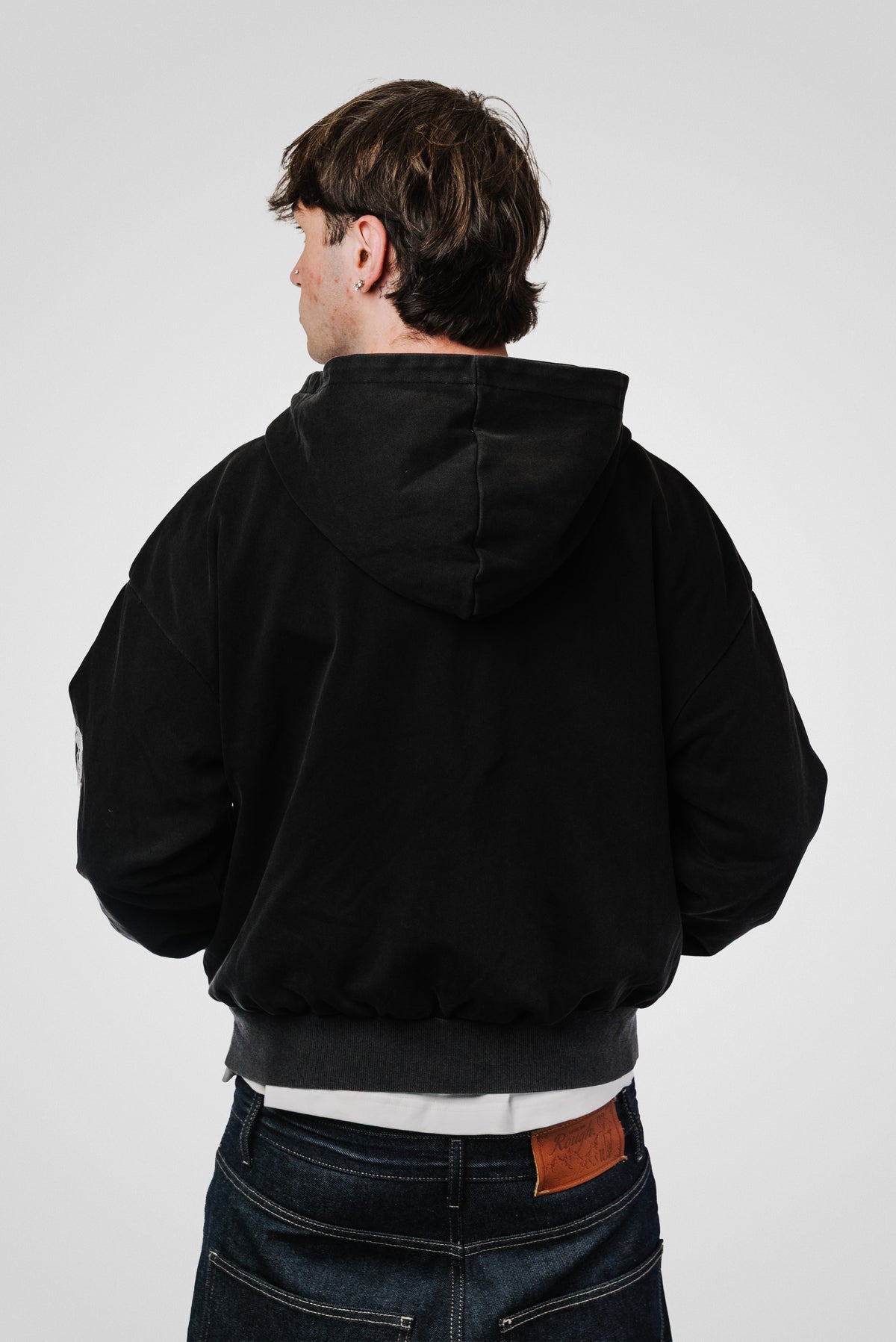 SKTP BLACK ZIP HOODE - Shoebuya Design