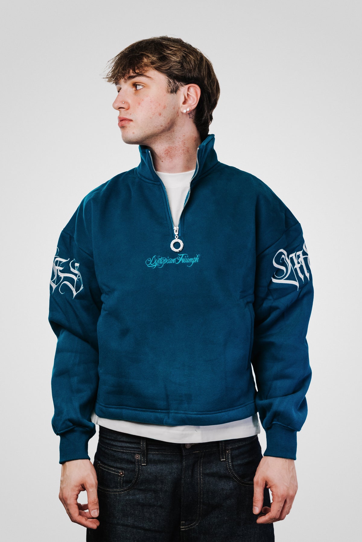 DIS TRIUMPH MOCK NECK HOODIE GREEN - Mon Elysee