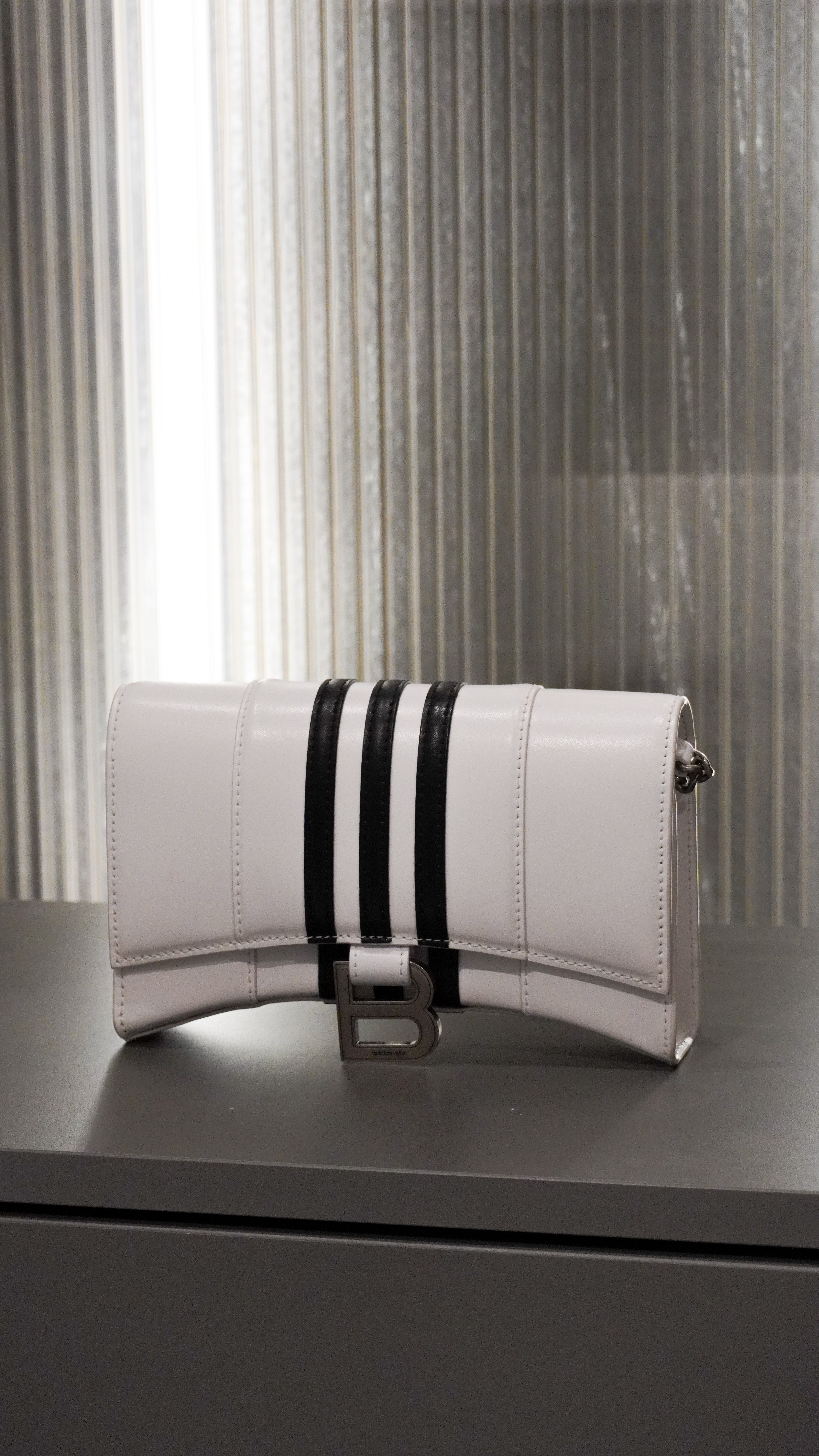 BALENCIAGA BORSA X ADIDAS