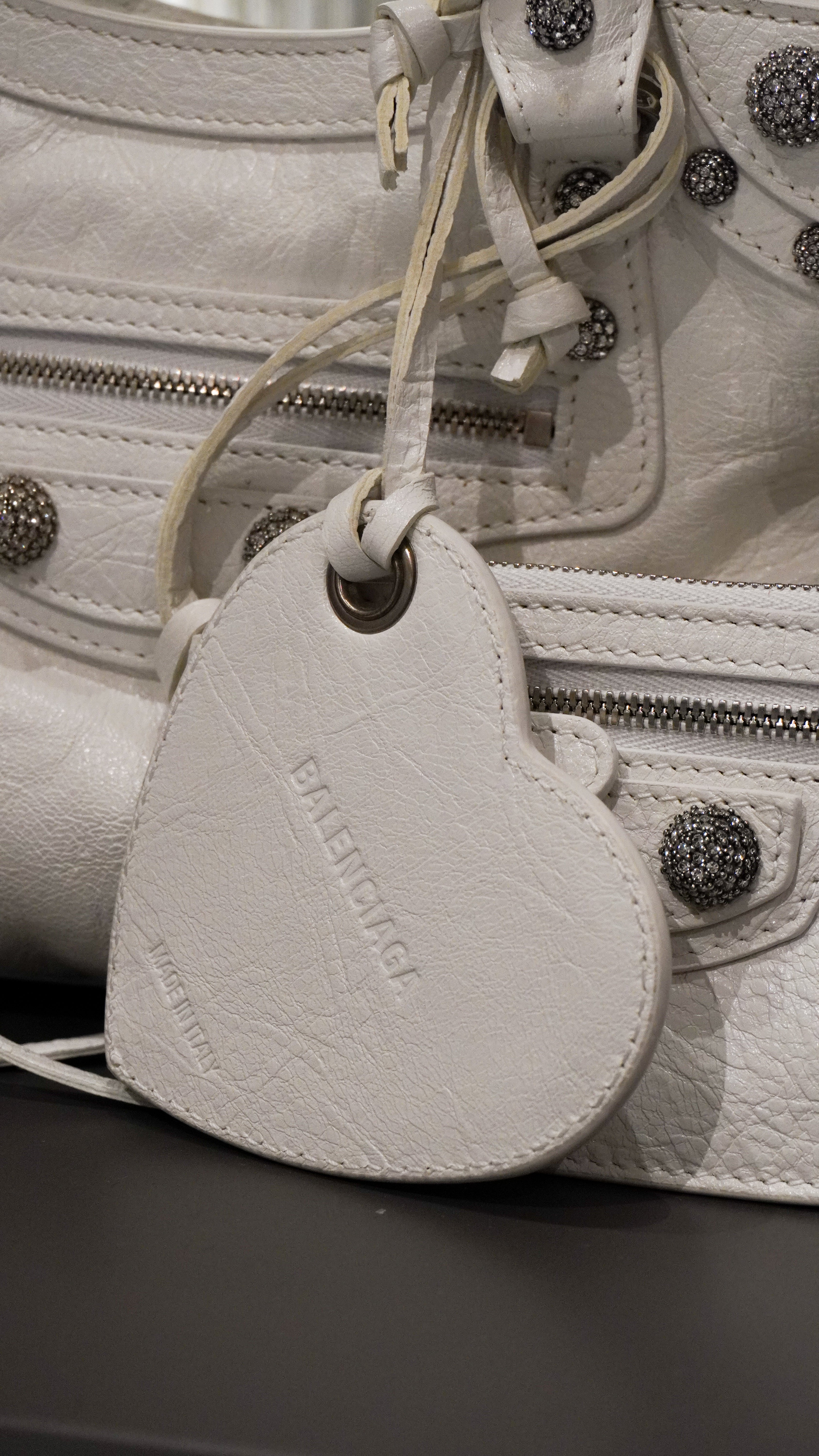 BALENCIAGA BORSA LE CAGOLE ARENA LAMB WHITE