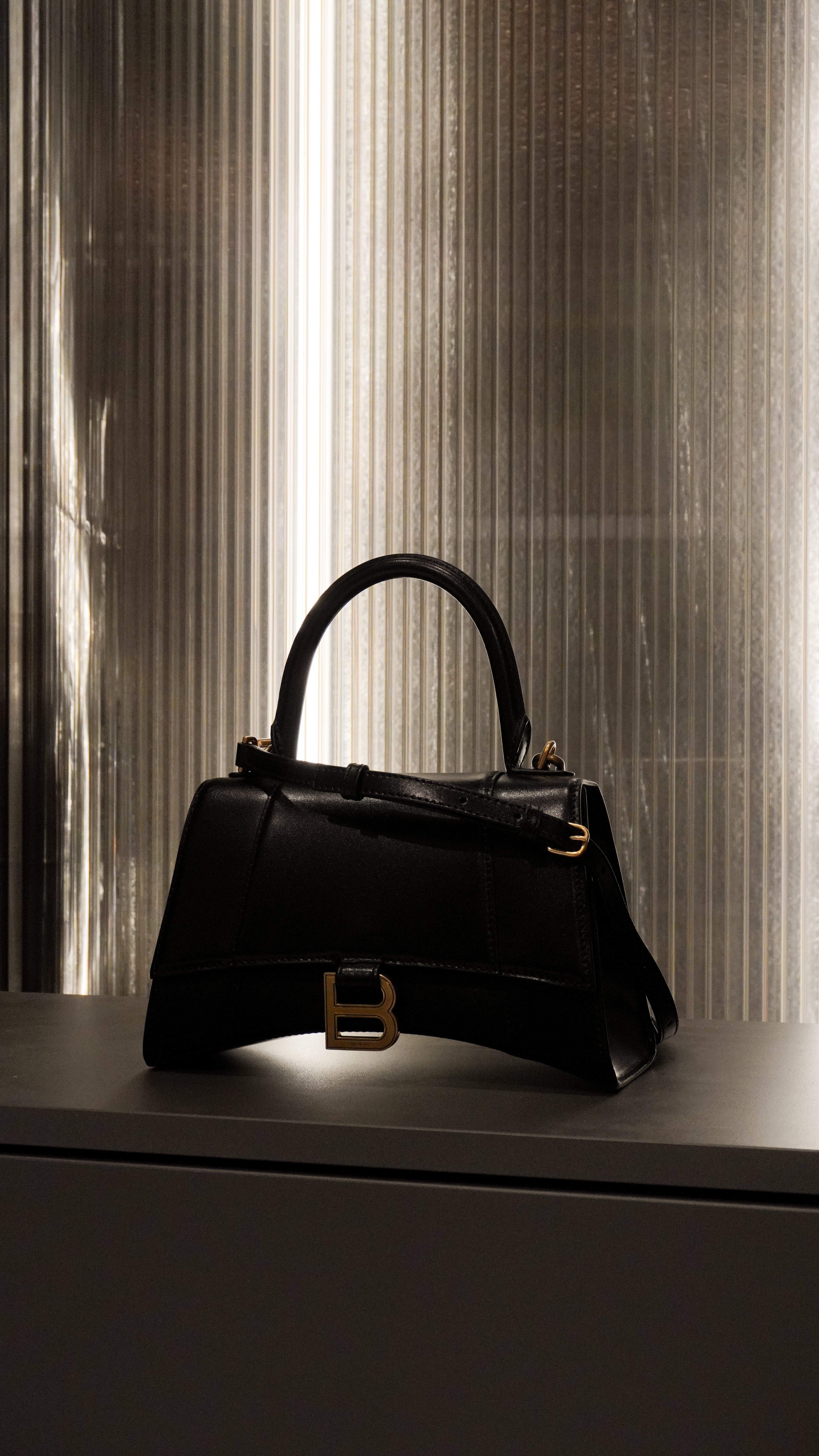 BALENCIAGA BORSA HOURGLASS TOP HAND SHINY BLACK