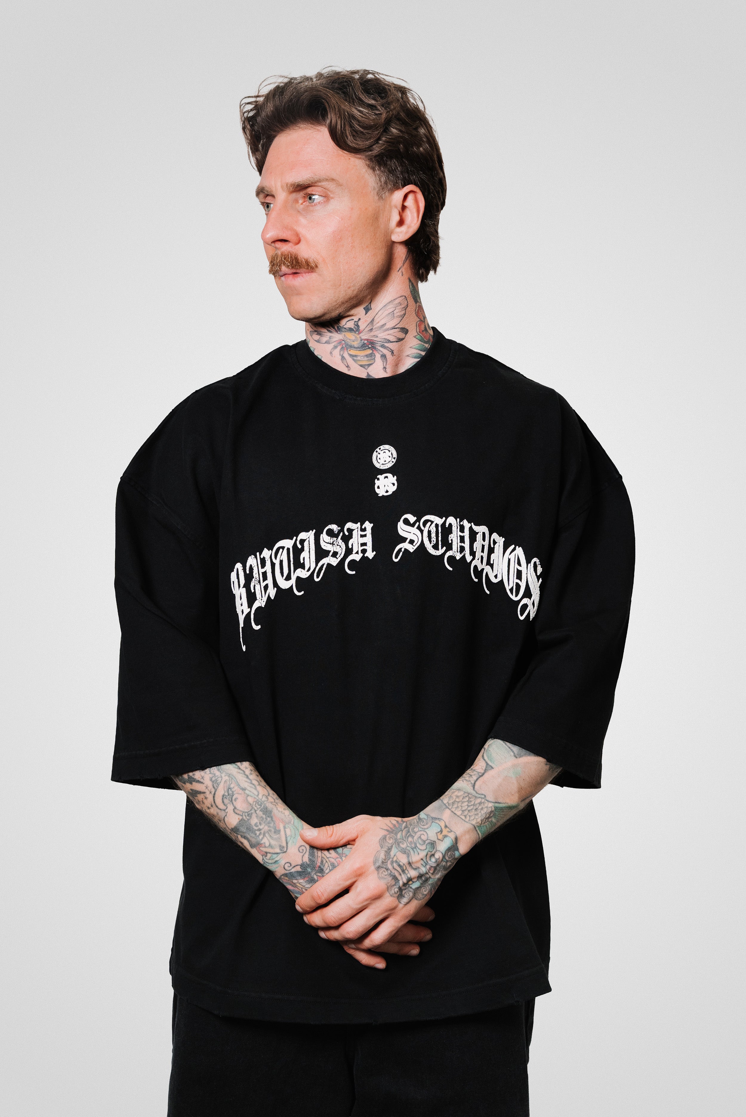 BLACK O1 TEE - Butish Brand