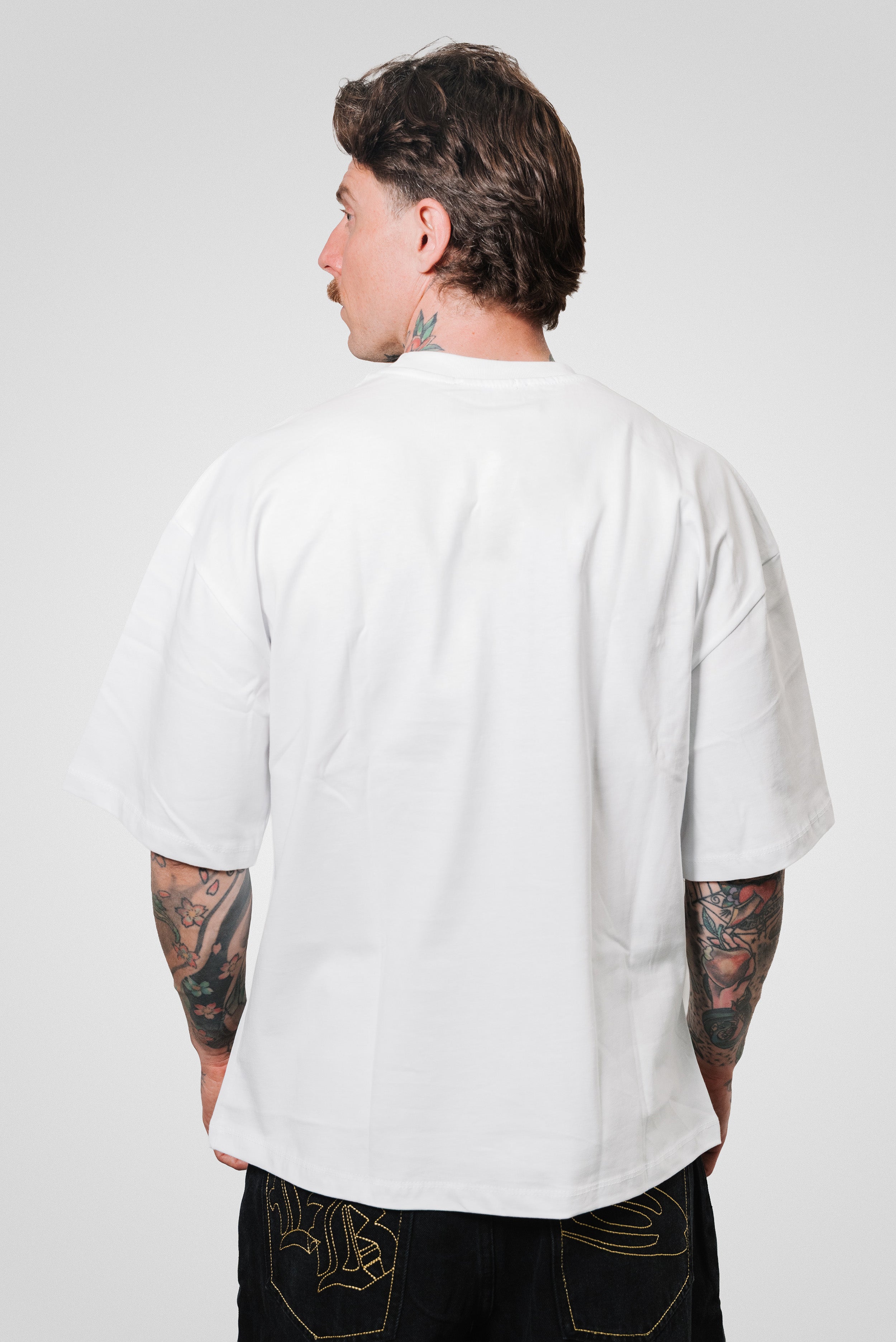 HUMAN CASE TEE WHITE - Horda Brand