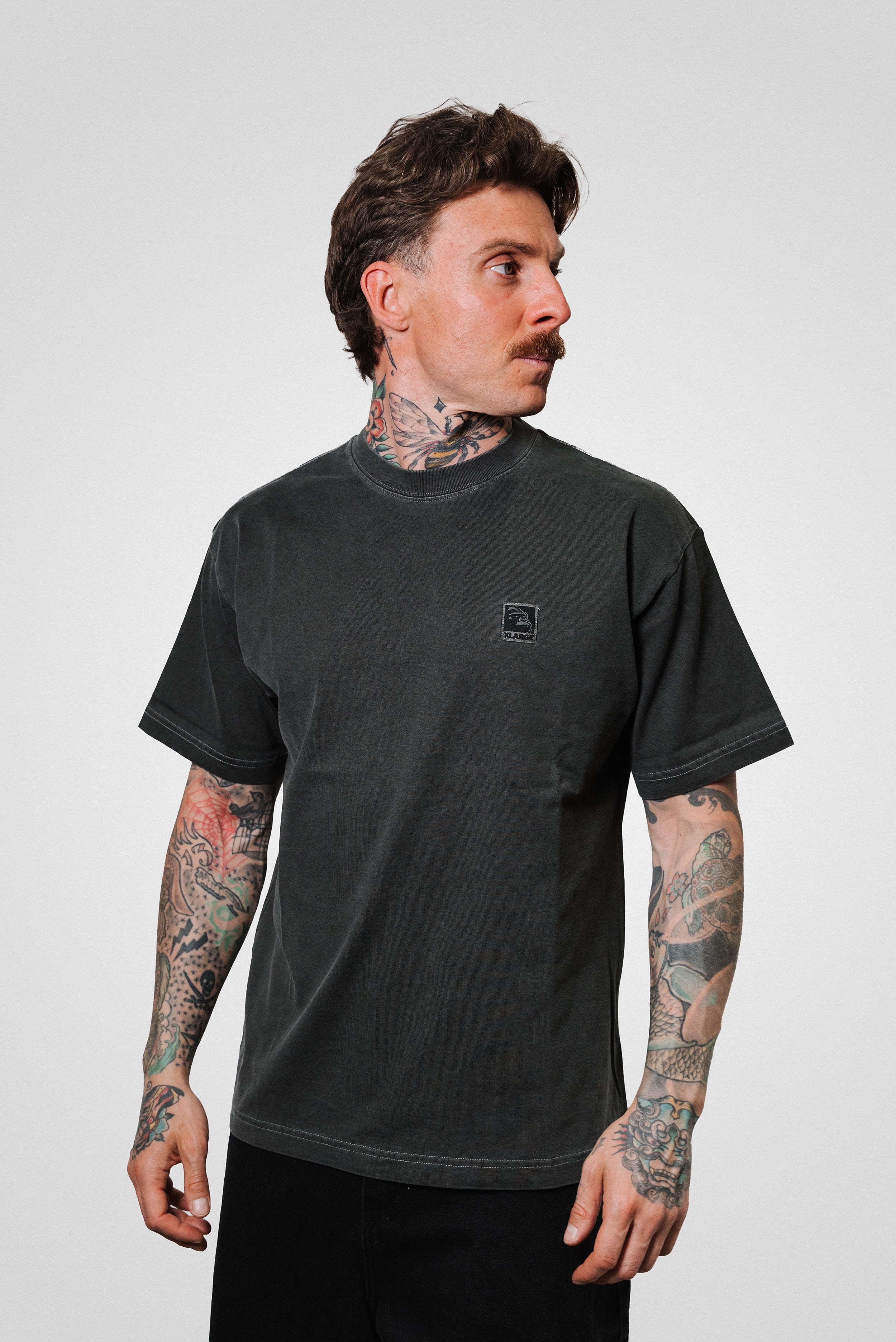 LABEL LOGO DARK GREY S/S TEE - Xlarge Brand