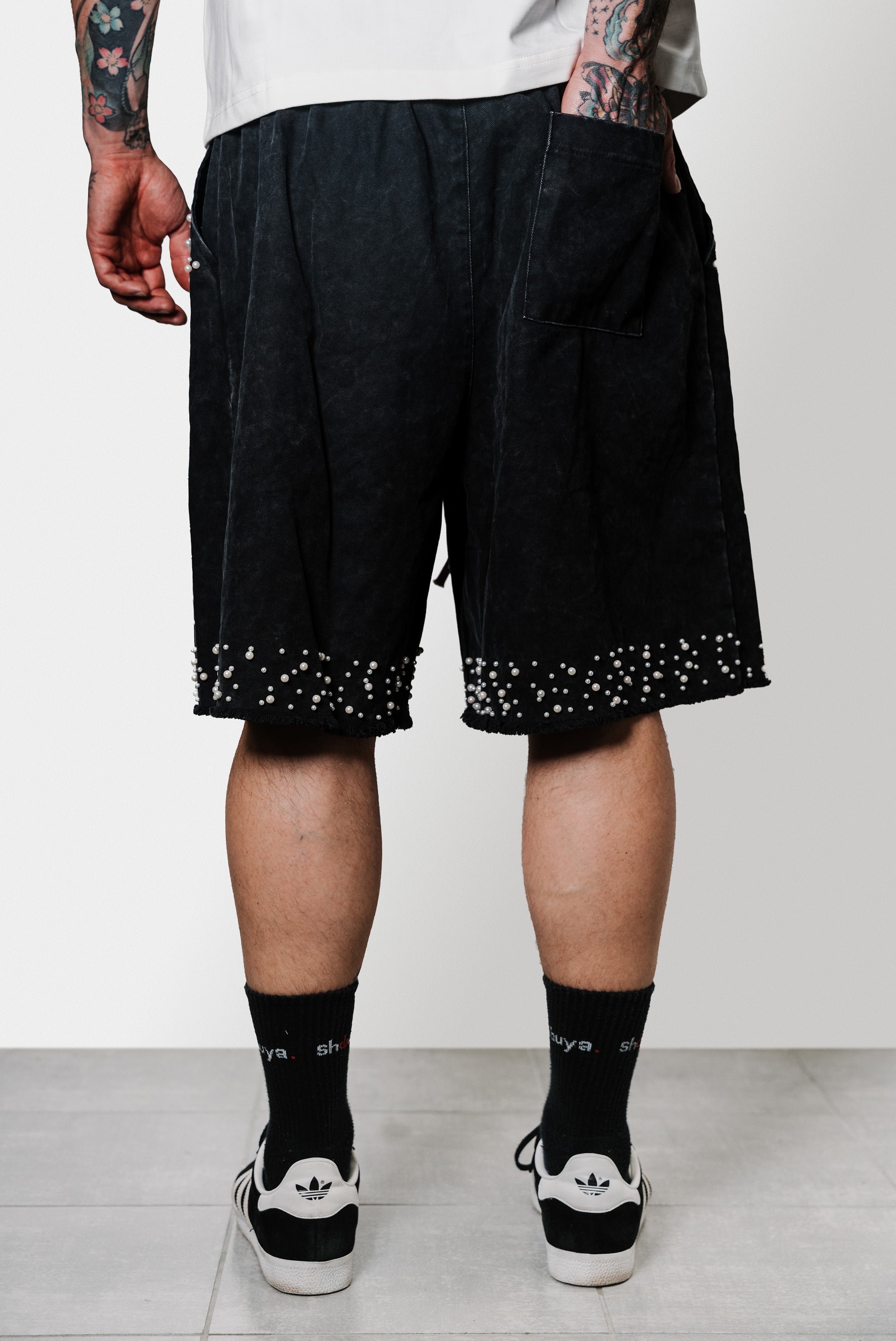 PEARLS SLAVED BLACK SHORTS - Replacement Brand