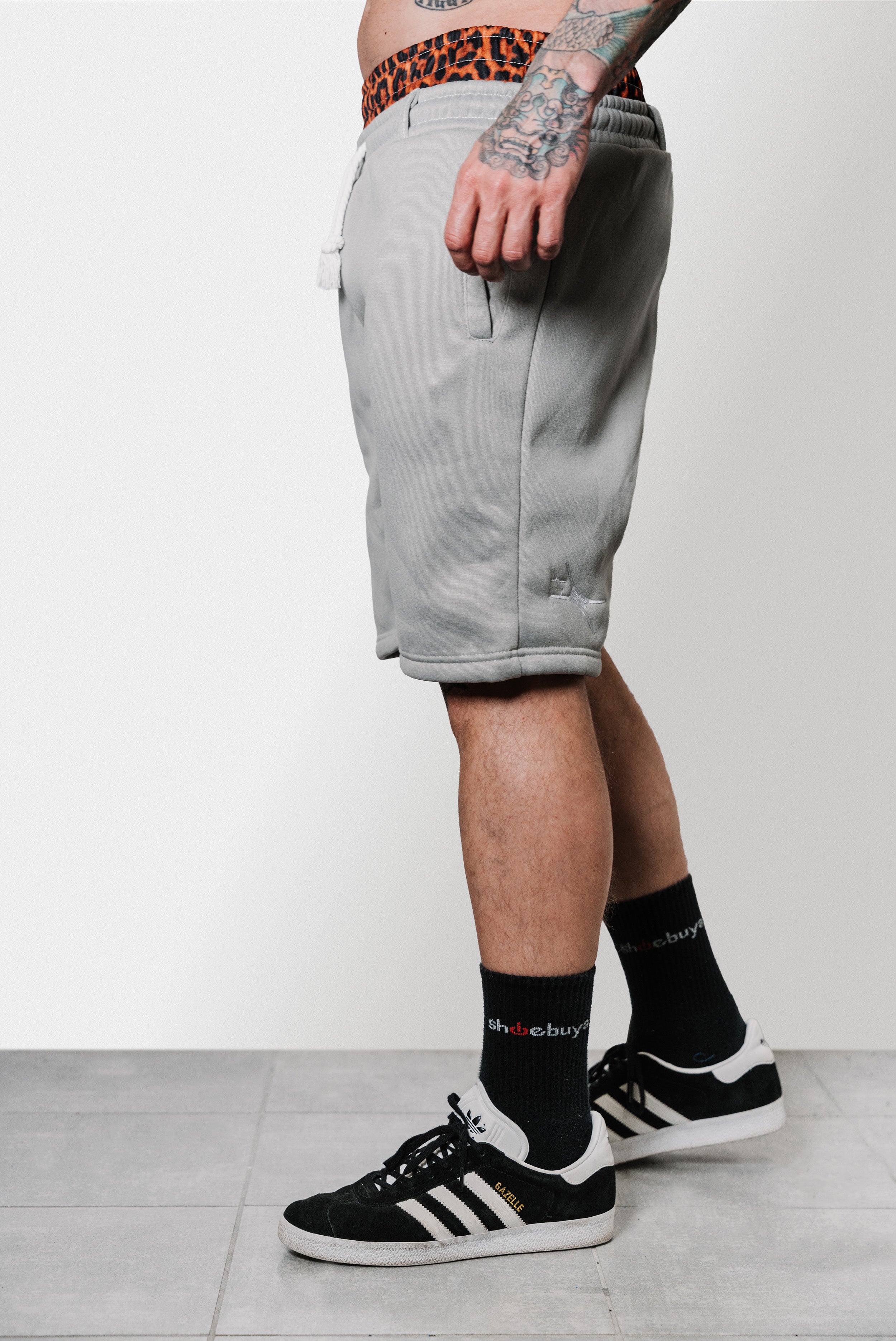DOUBLE BAND CAMOUFLAGE GREY SHORTS - Shoebuya Design