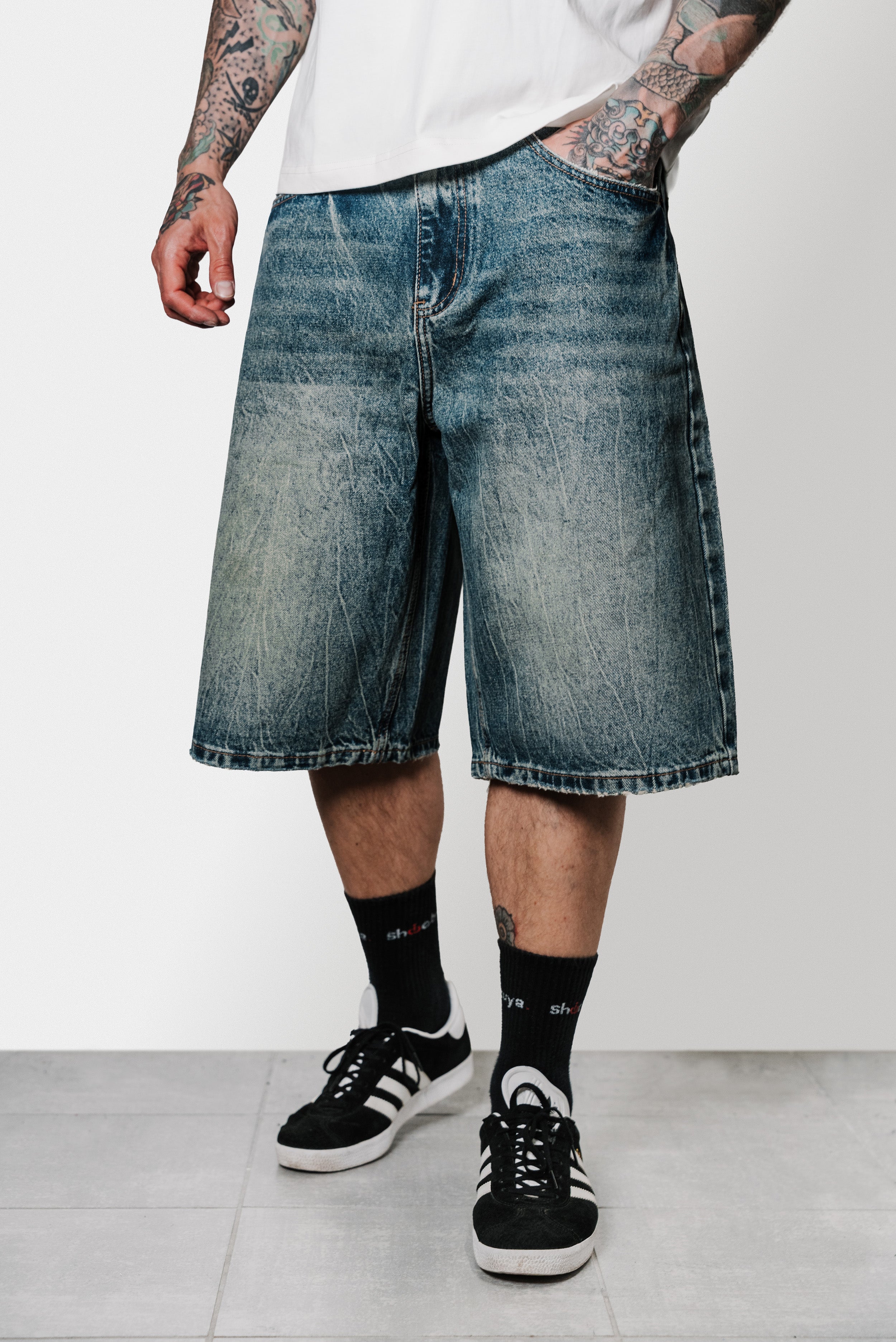 MAY SLAVED DENIM SHORTS - Shoebuya Design
