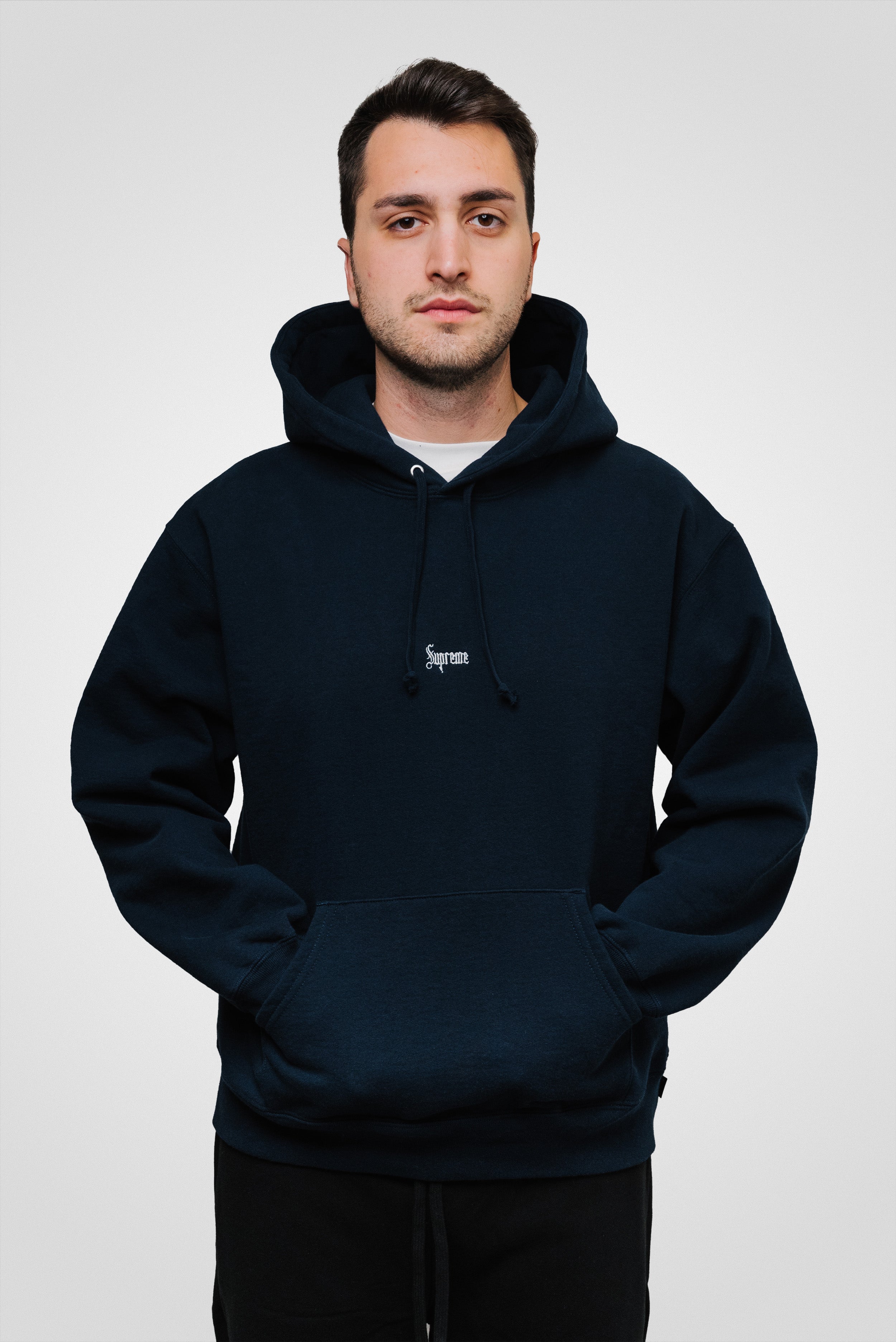 SUPREME MICRO LOGO HOODIE FW24 NAVY