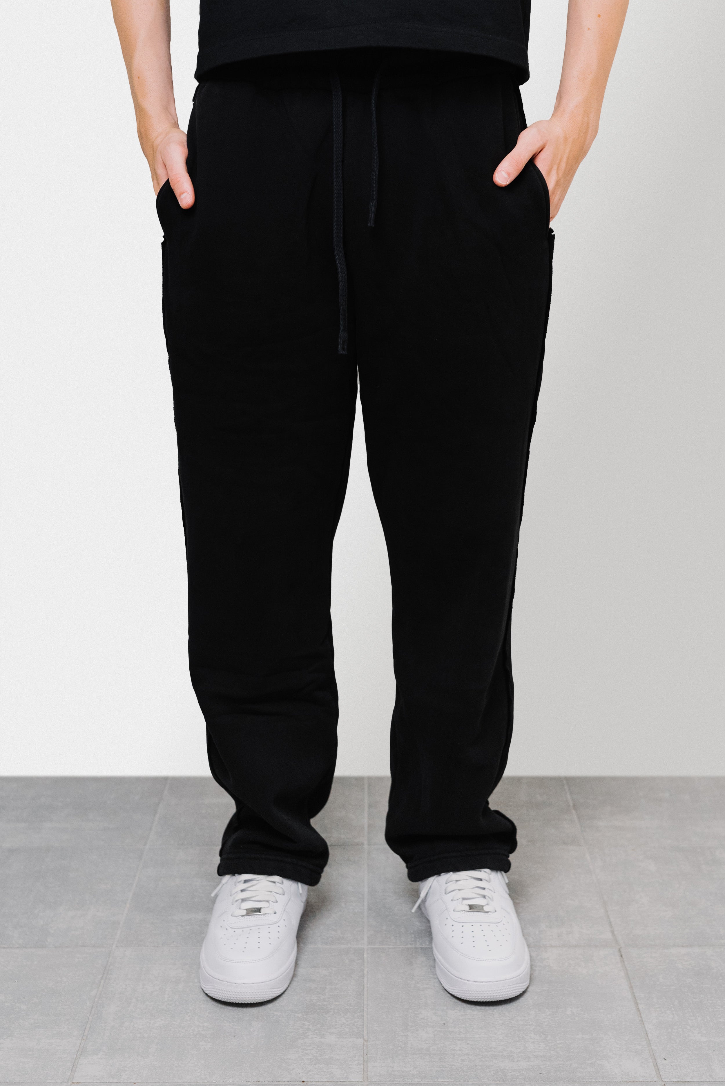 LOOSE DISTRESSED STRIPED STRAIGHT PANTS BLACK - Shoebuya Brand