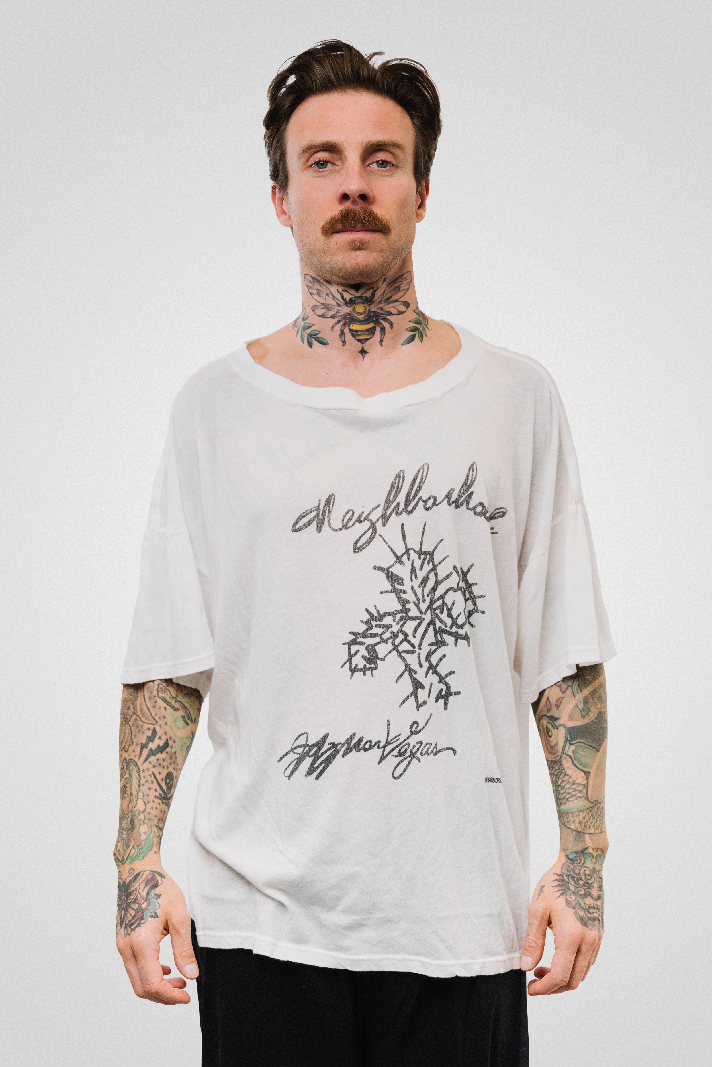 TRAVIS SCOTT X NEIGHBORHOOD DRAWING TEE WHITE