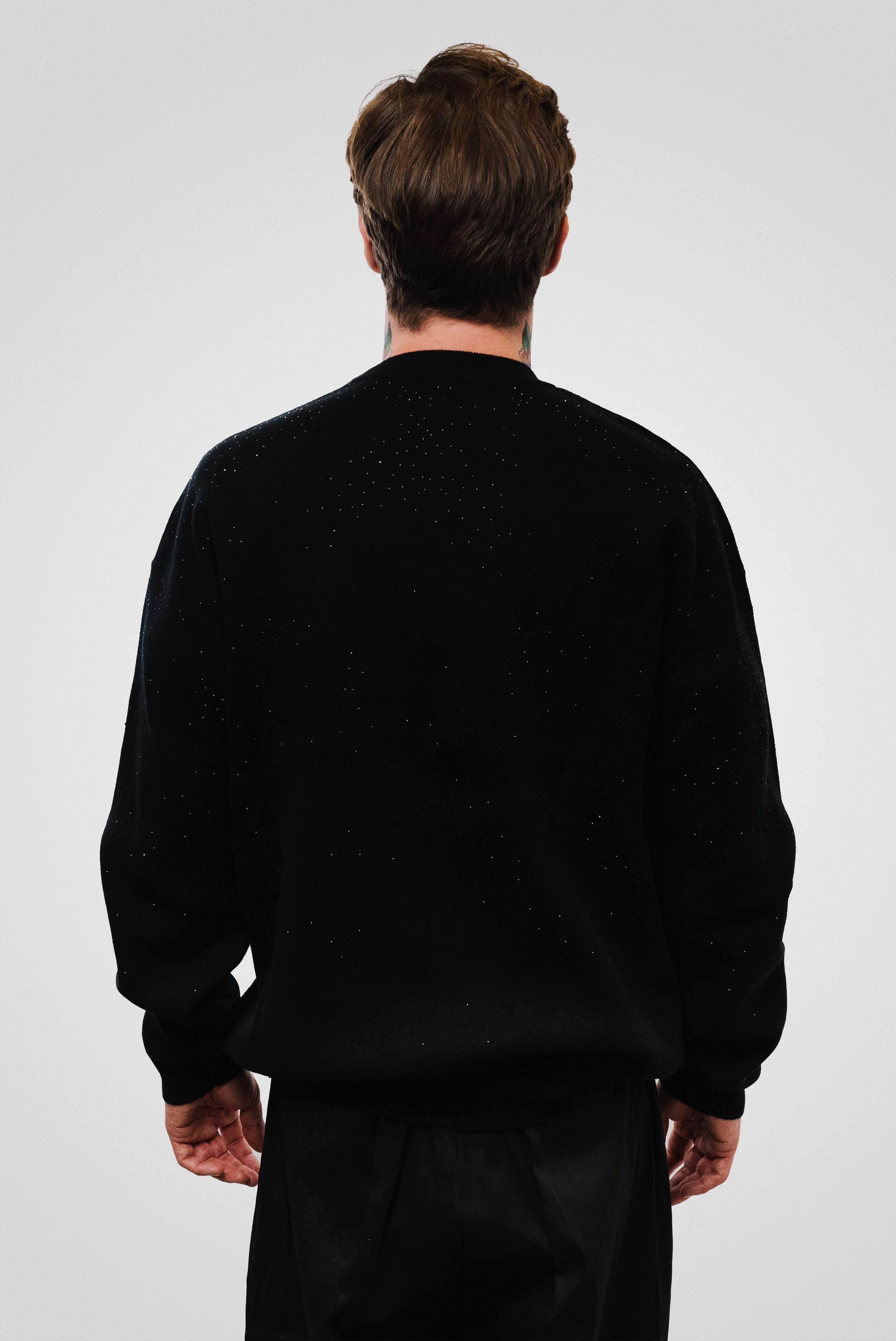 SPARKLE BLACK SWEATER - QYB