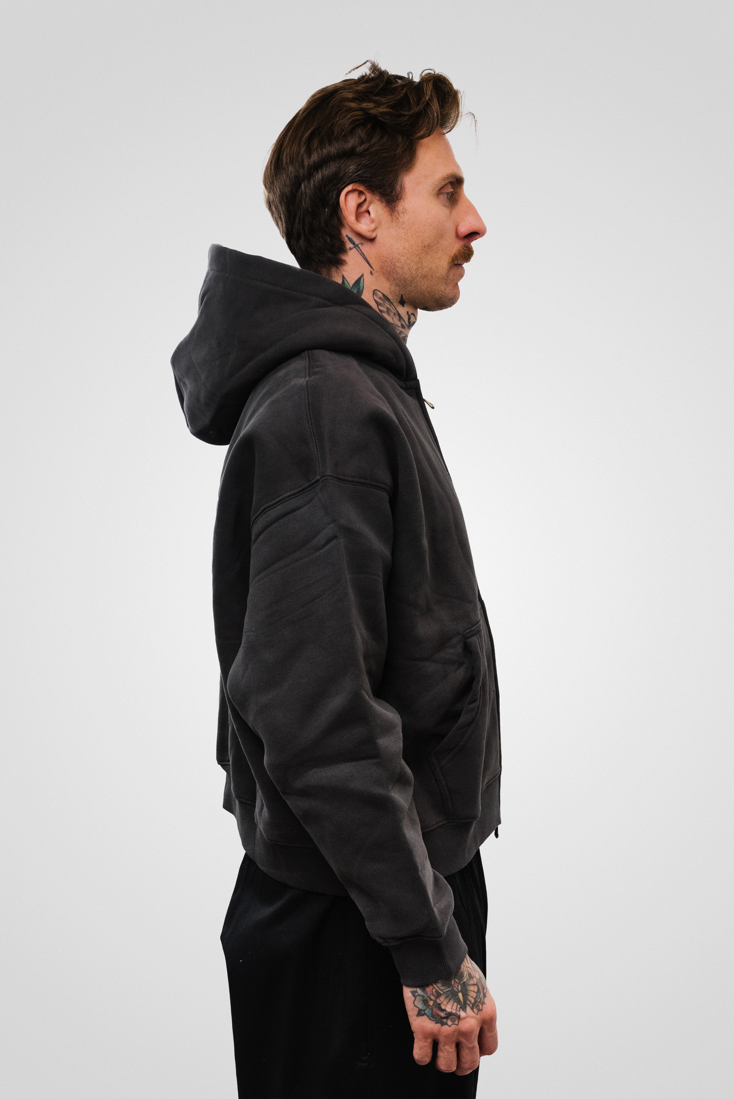BASIC ZIP HOODIE - Shoebuya Brand