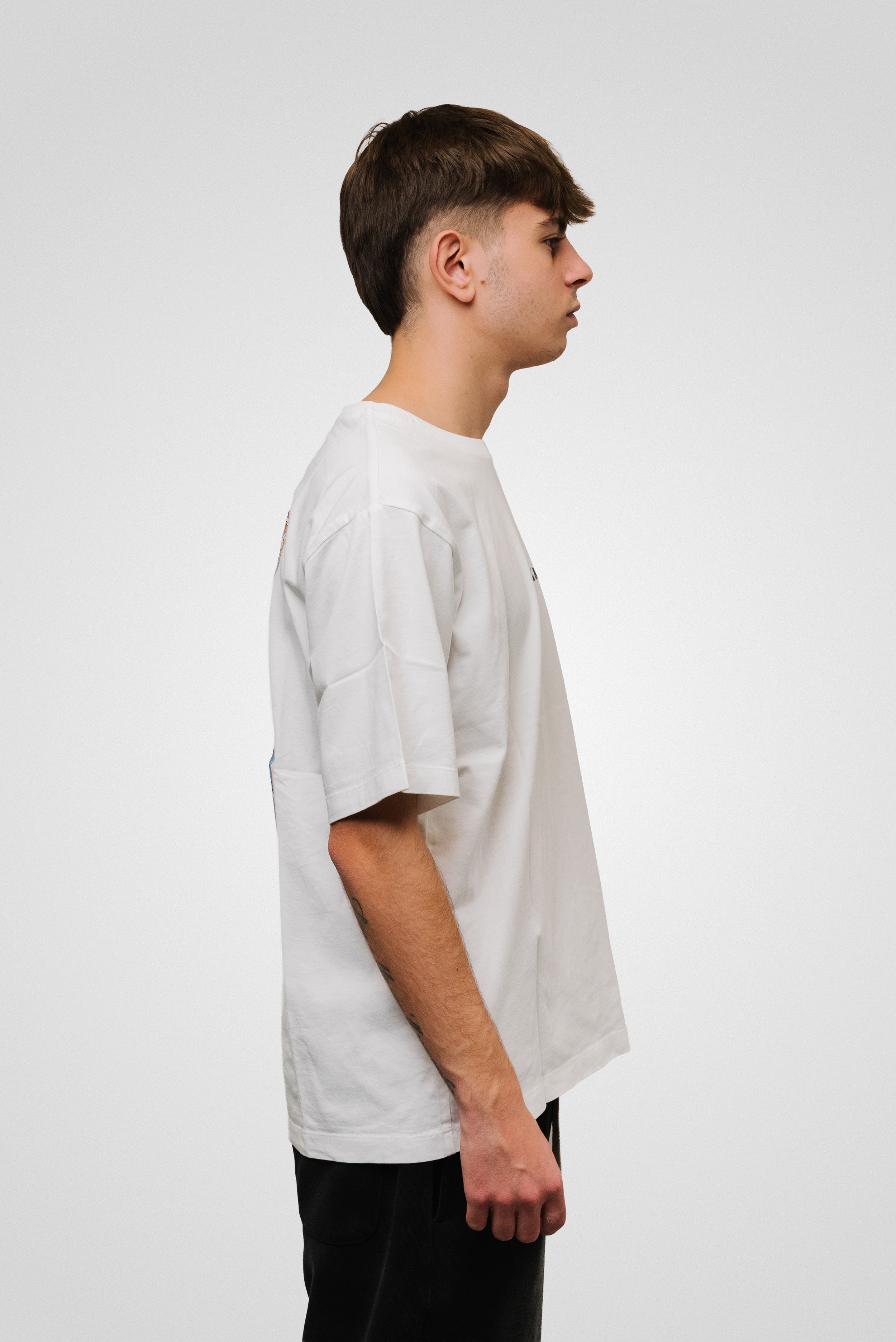 TEE UNIQLO X POP MART LABUBU WHITE