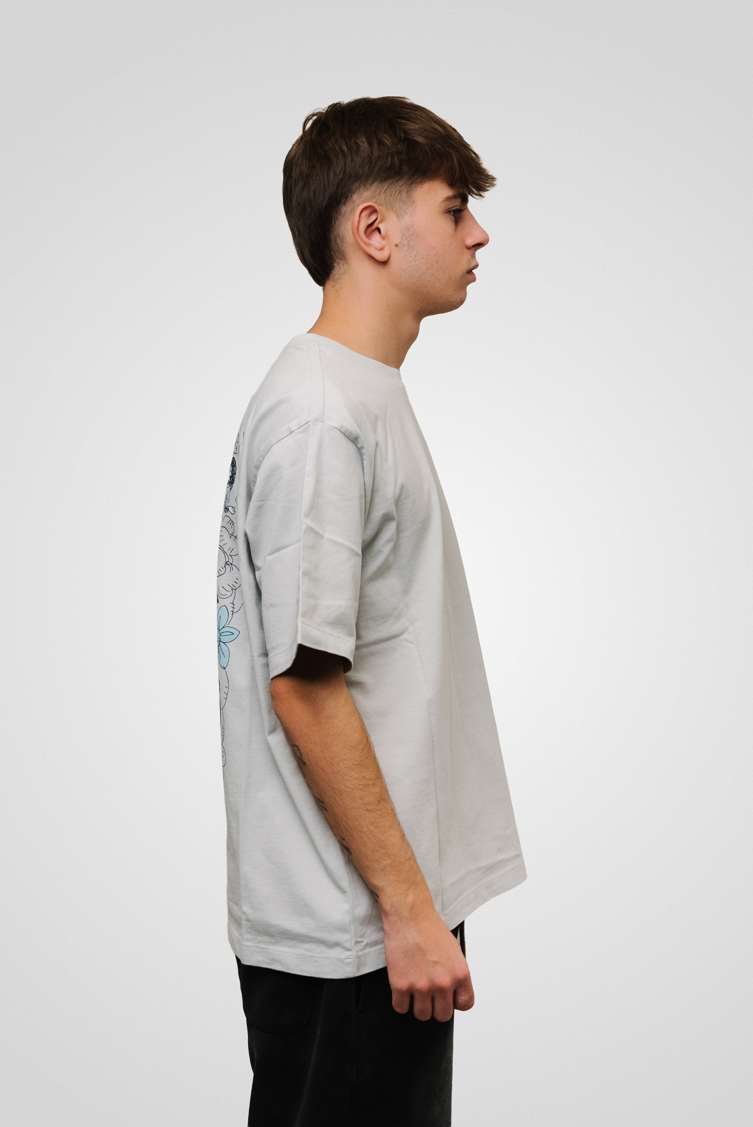 TEE UNIQLO X POP MART LABUBU GREY