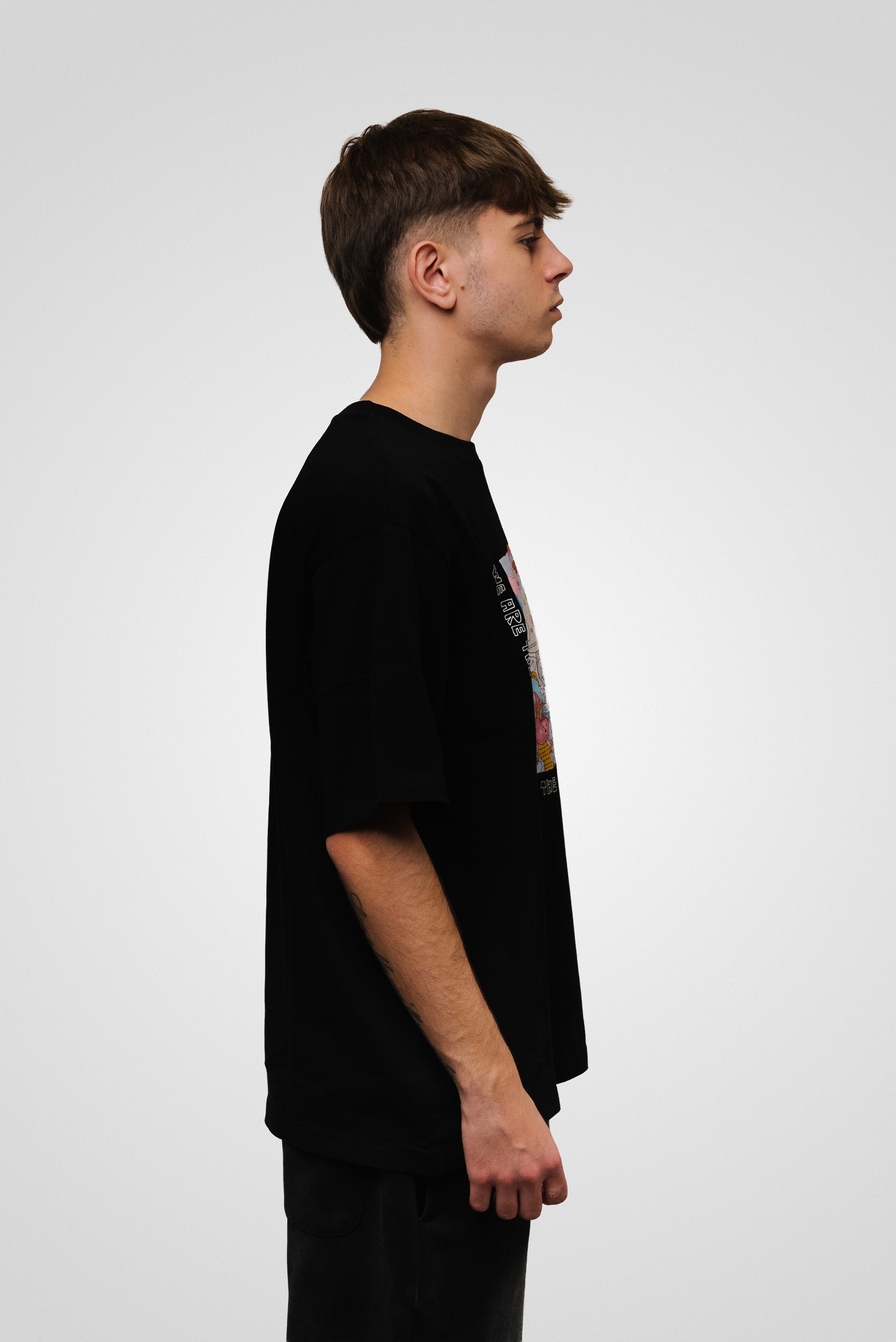 TEE UNIQLO X POP MART LABUBU BLACK