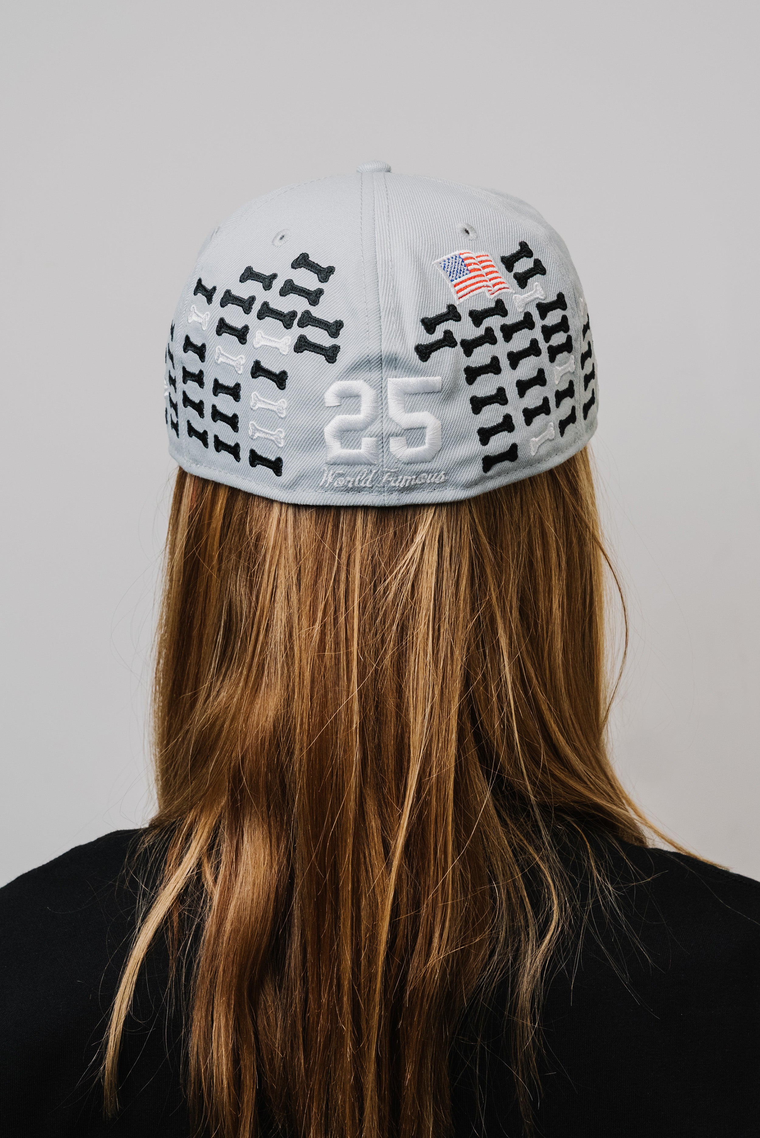 SUPREME BONES BOX LOGO NEW ERA GREY CAP