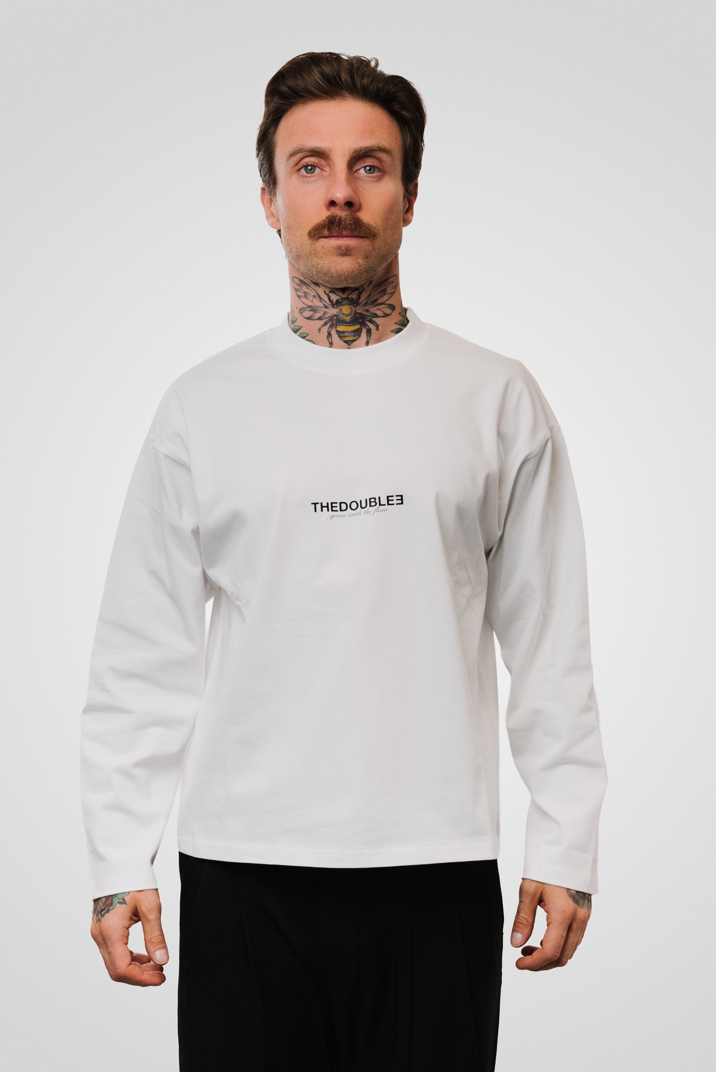 E BOXY LONGSLEEVE WHITE - TheDoubleE