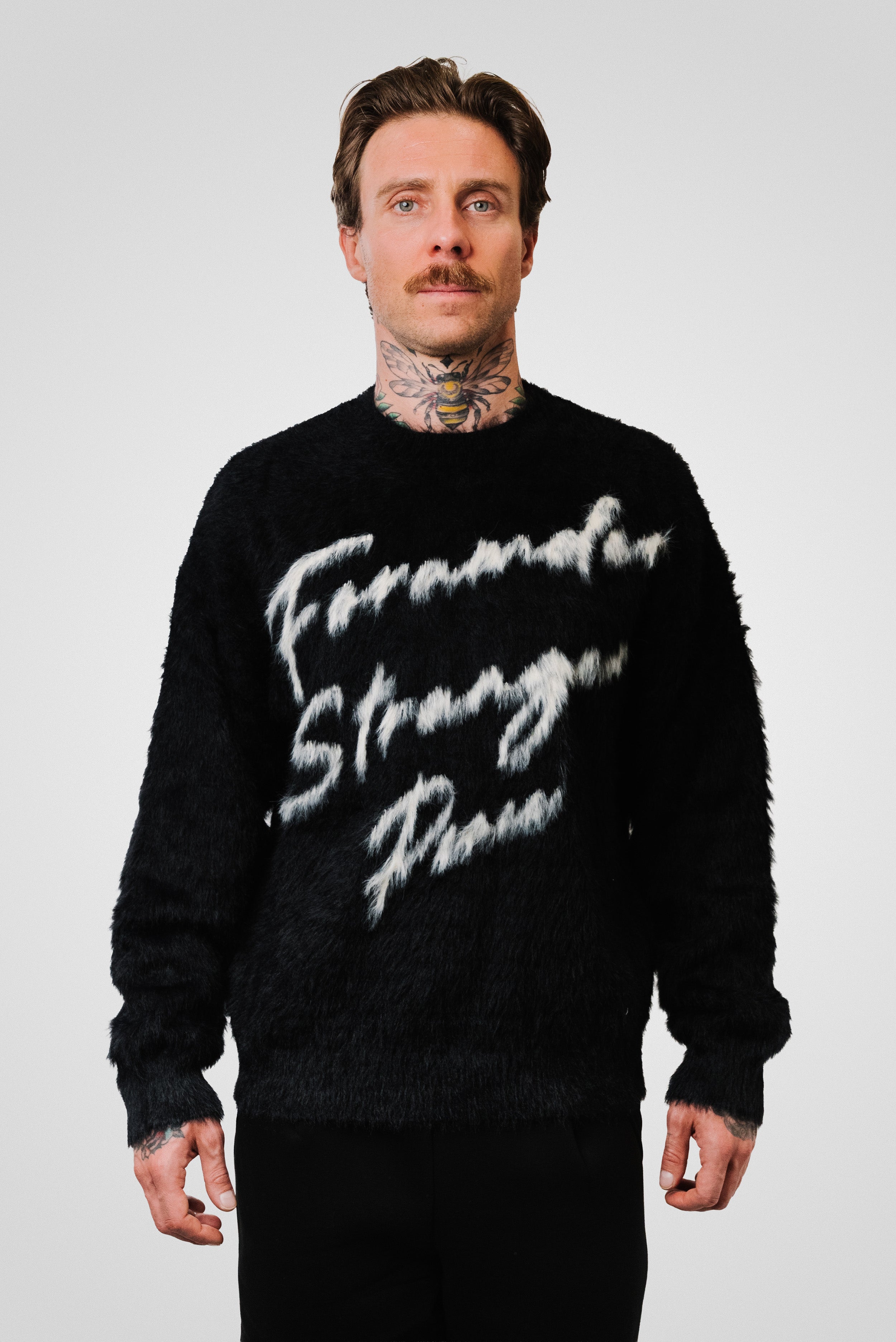 WRITE SWEATER BLACK - Shoebuya Design
