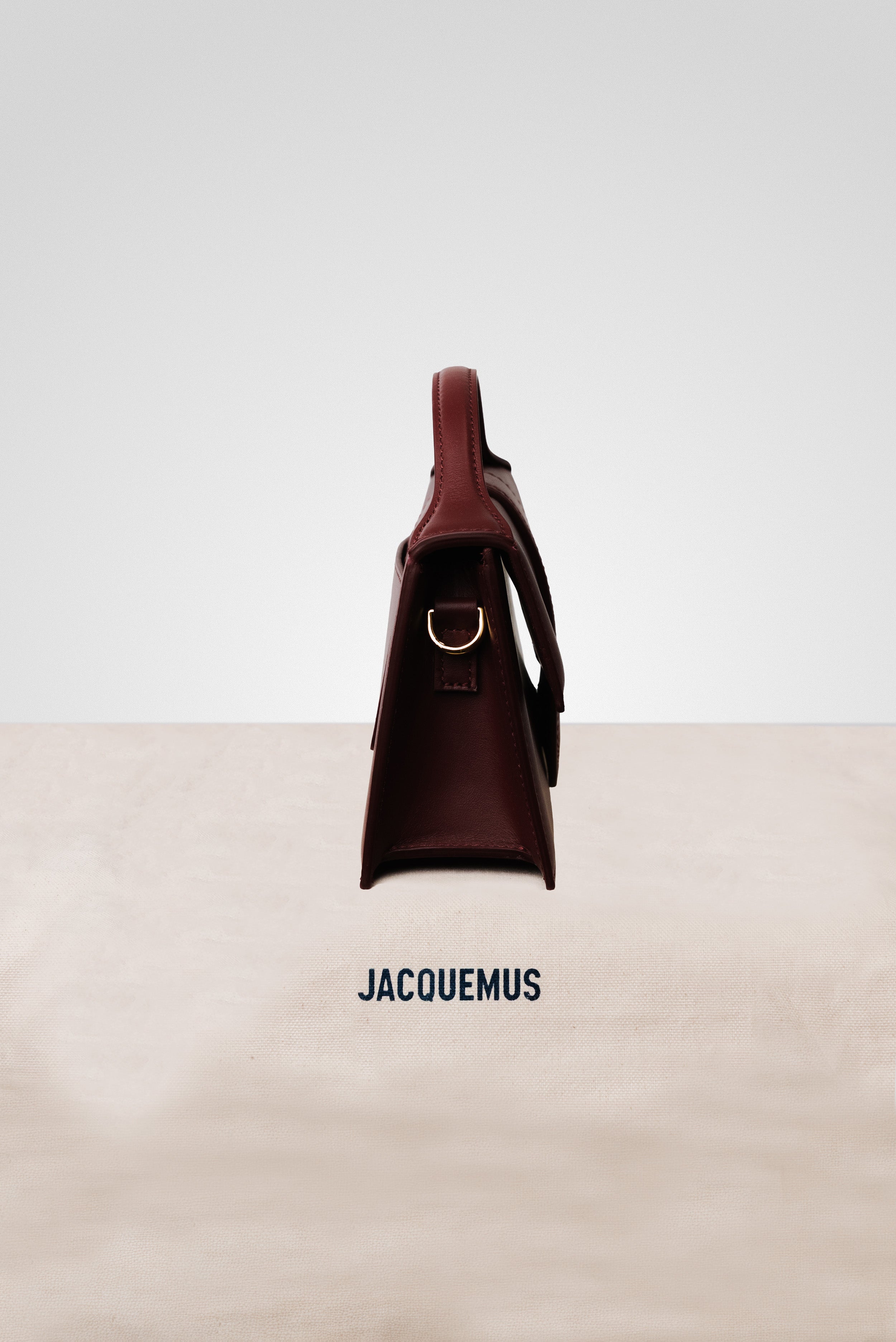 JACQUEMUS LE GRAND BAMBINO CROSSBODY FLAP BAG BURGUNDY