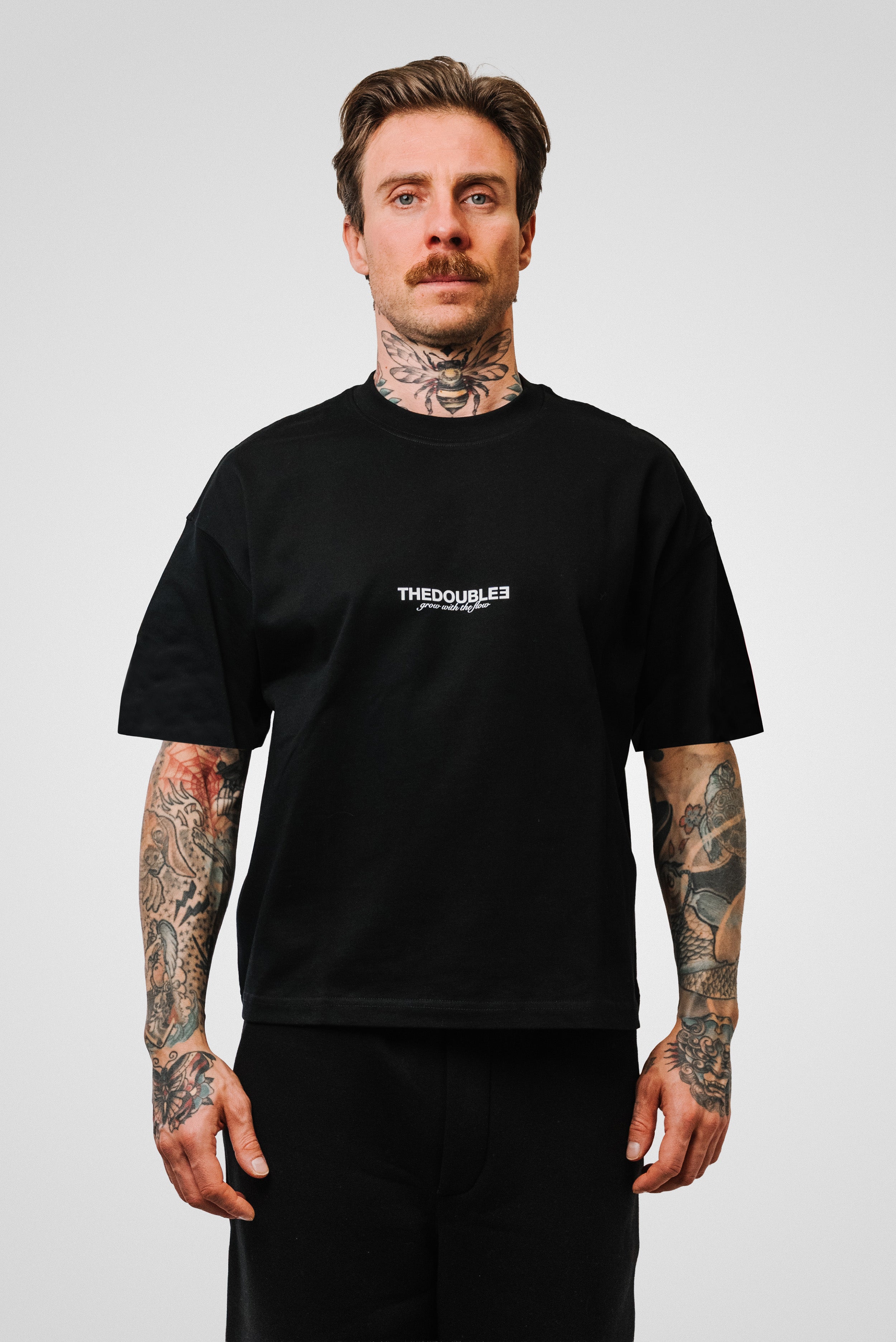 BELLA BOXY TEE BLACK - TheDoubleE