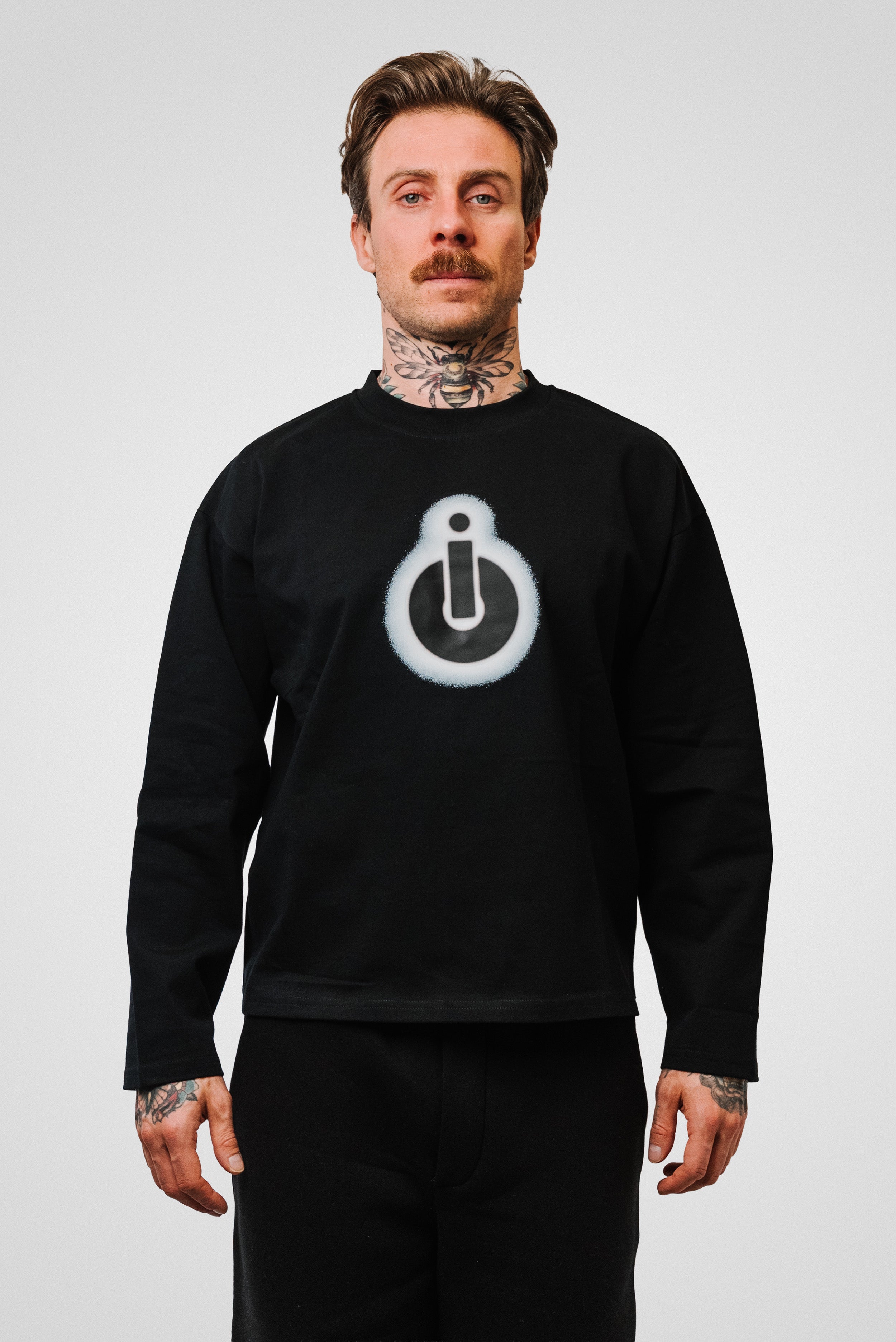 PASSION BOXY LONGSLEEVE BLACK - TheDoubleE X Shoebuya