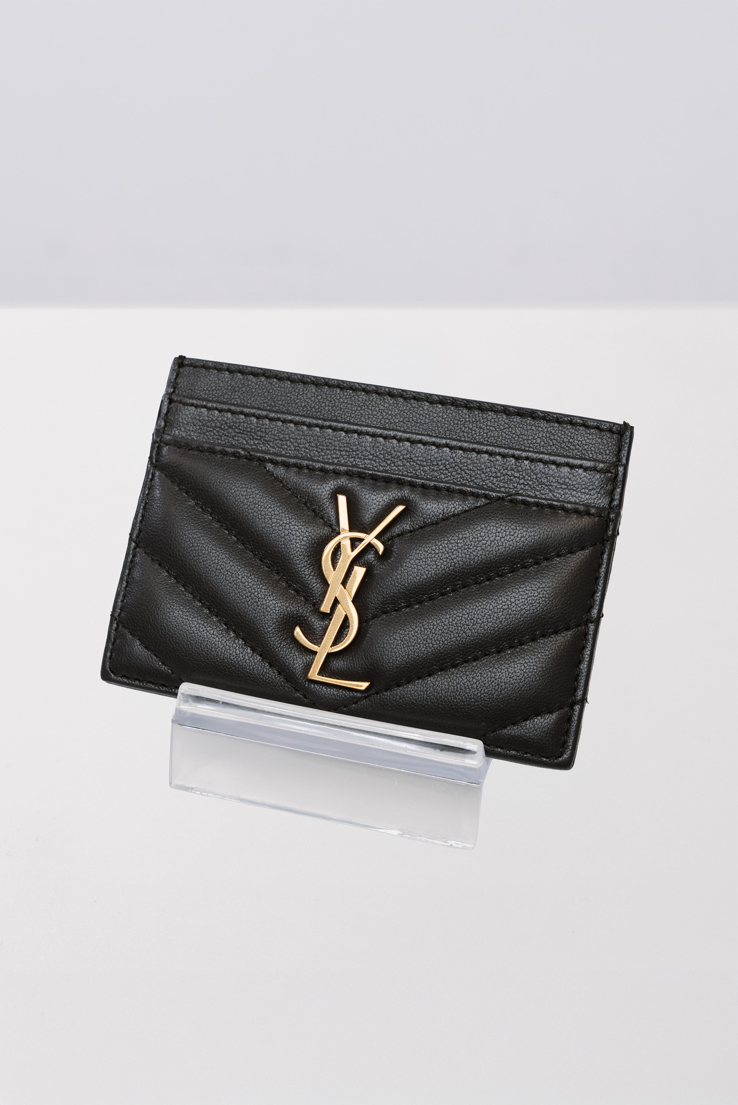 PORTA CARTE CASSANDRE MATELASSÉ IN PELLE DI AGNELLO LIGHT MUSK - Yves Saint Laurent