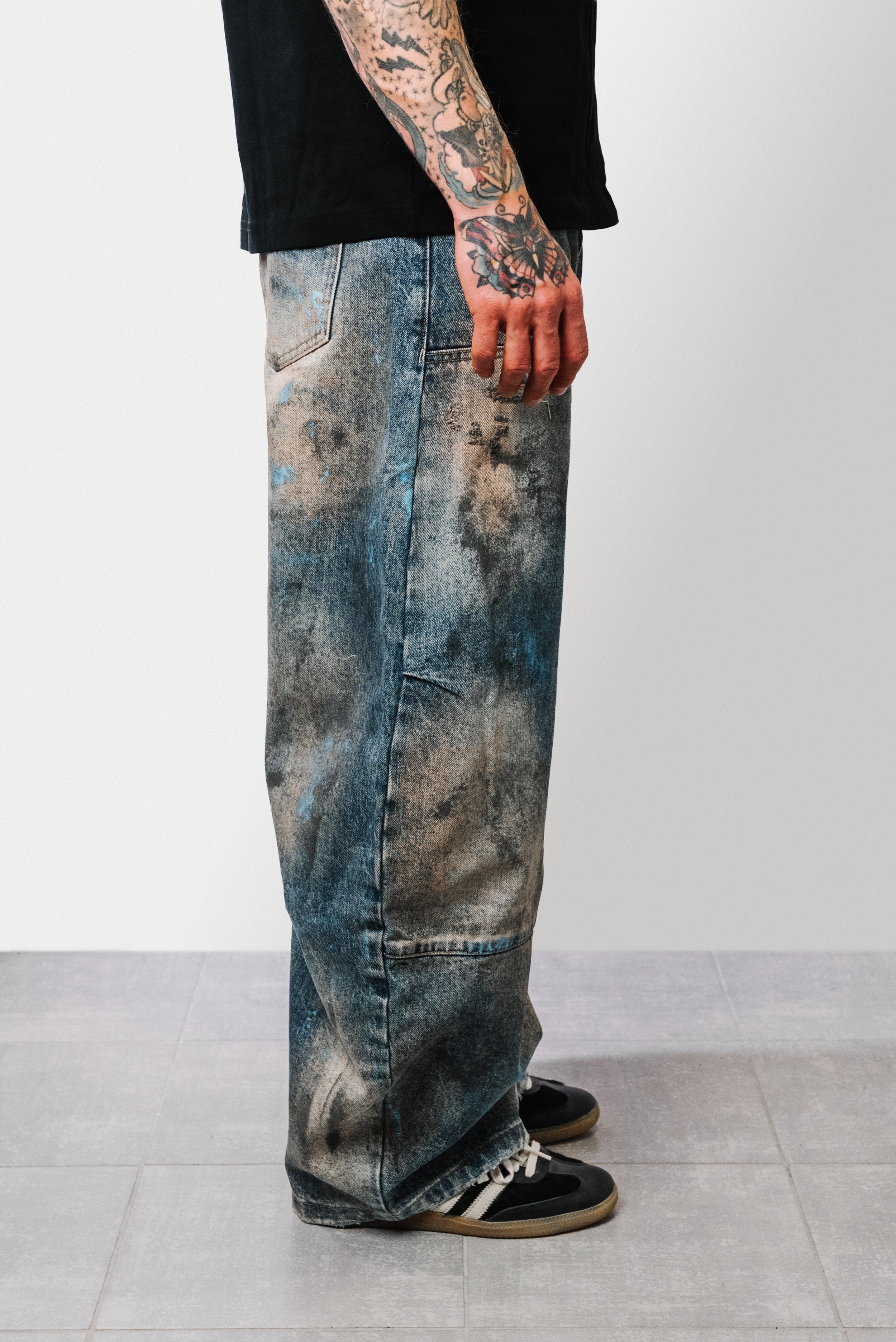 WASHED-OUT & PAINT BALOON DENIM - Shoebuya Design