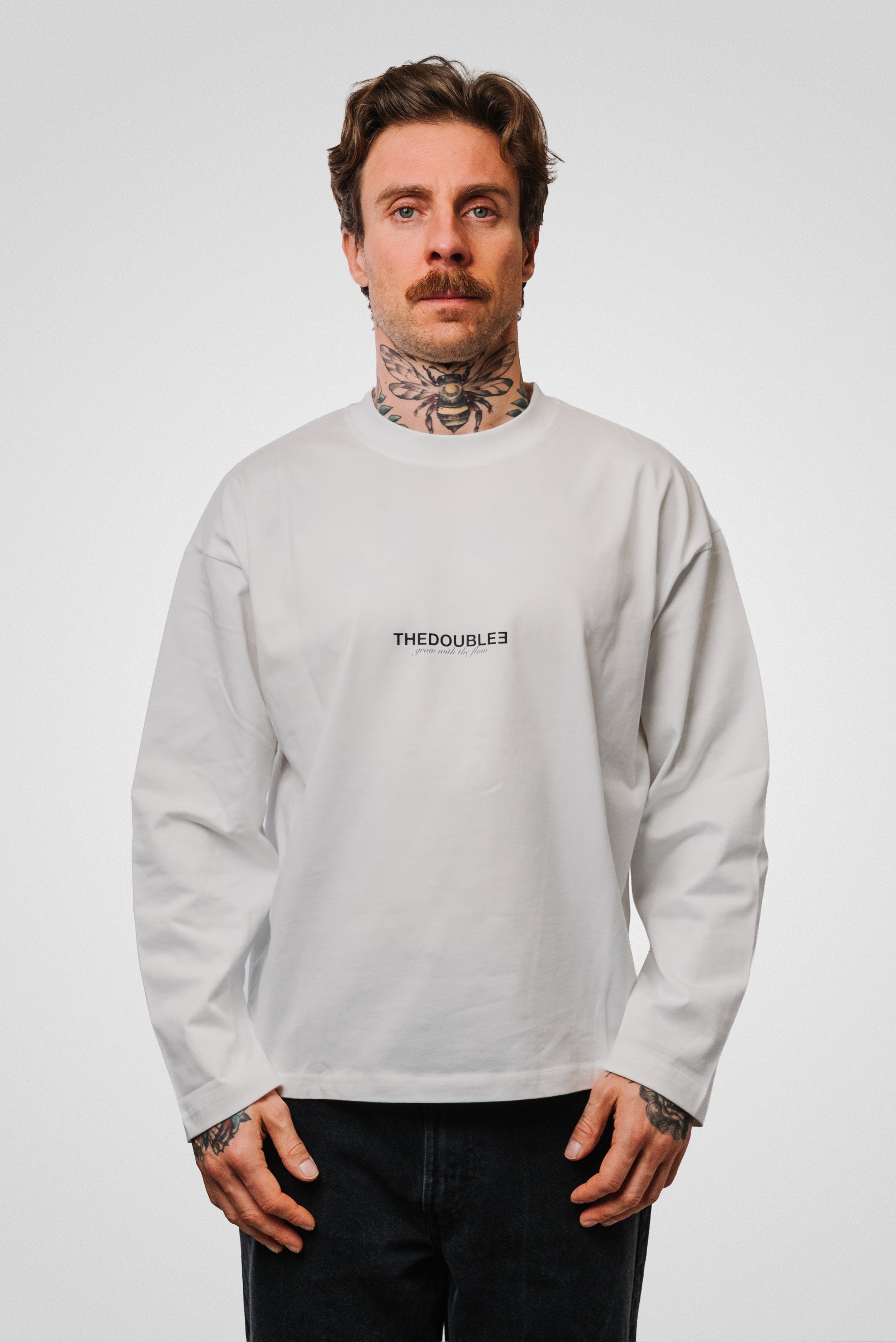 NOBODY BOXY LONGSLEEVE WHITE - TheDoubleE
