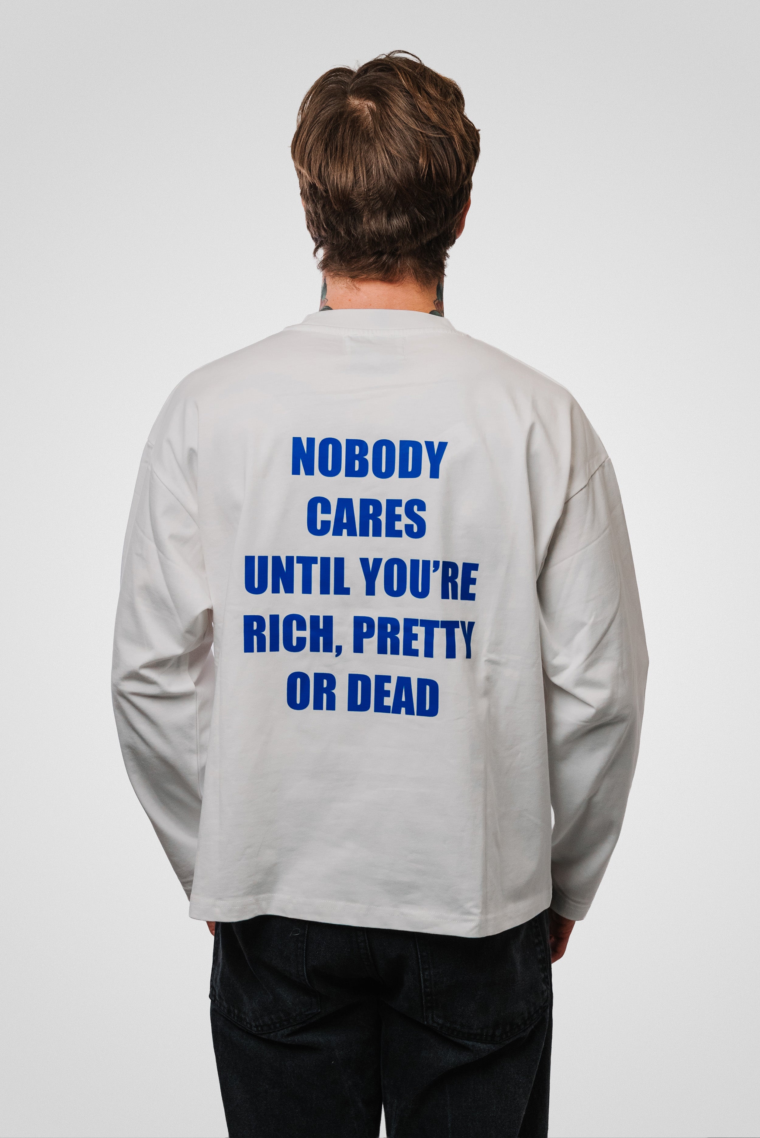 NOBODY BOXY LONGSLEEVE WHITE - TheDoubleE