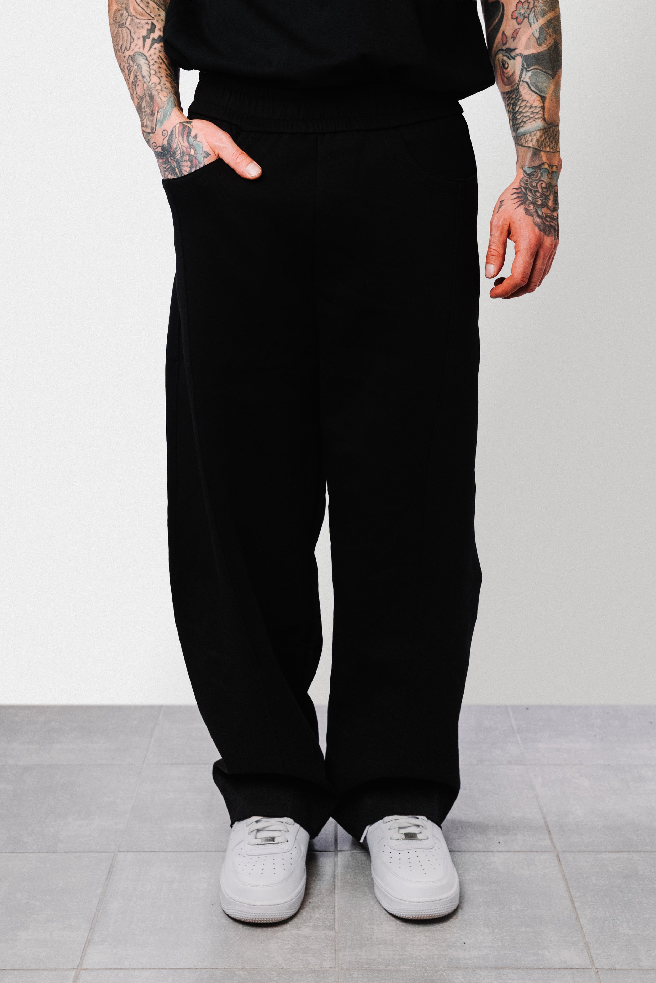 EVERYDAY BLACK SWEATPANTS - TheDoubleE