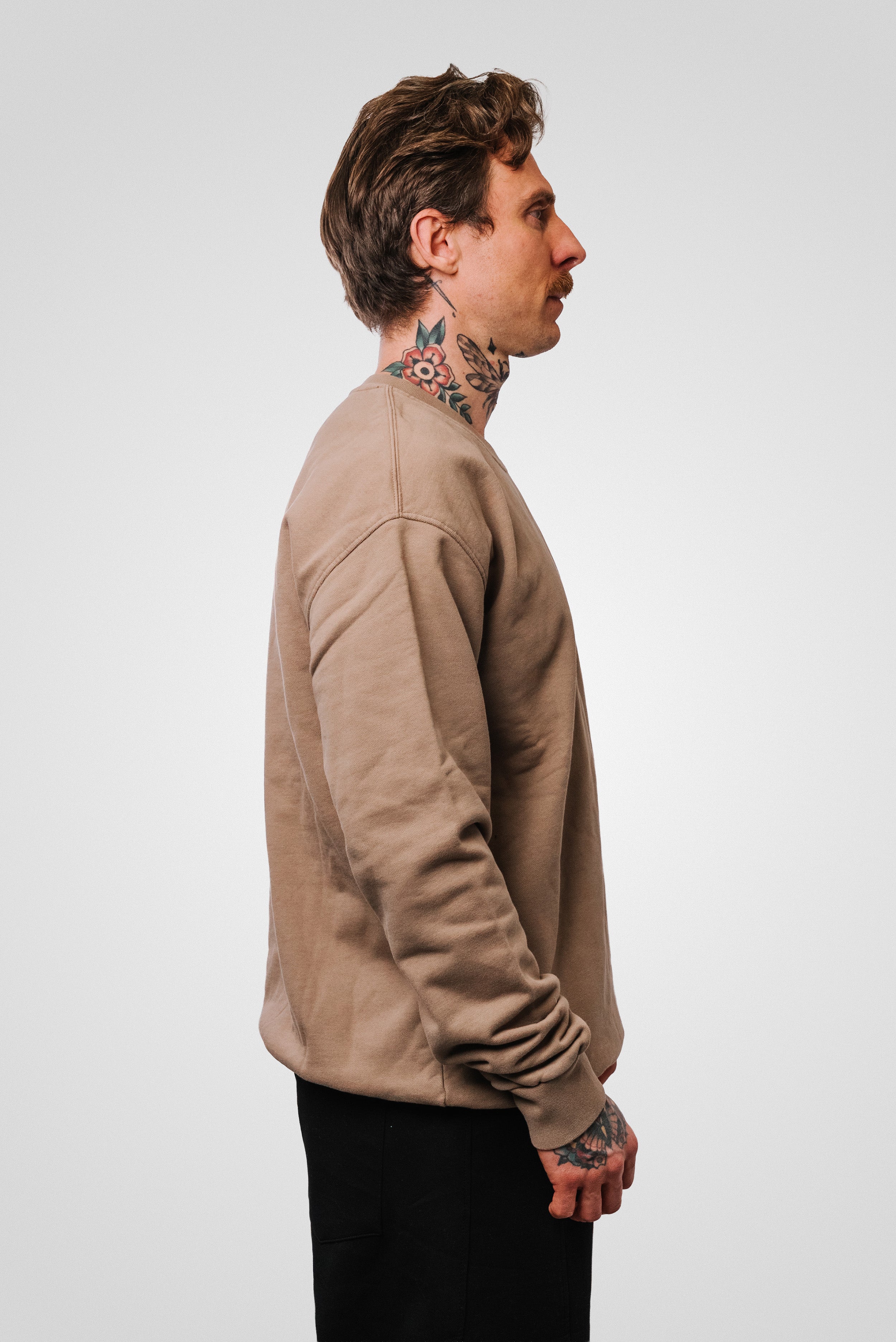 LOGO CREWNECK HOODIE CARAMEL - Horda Brand