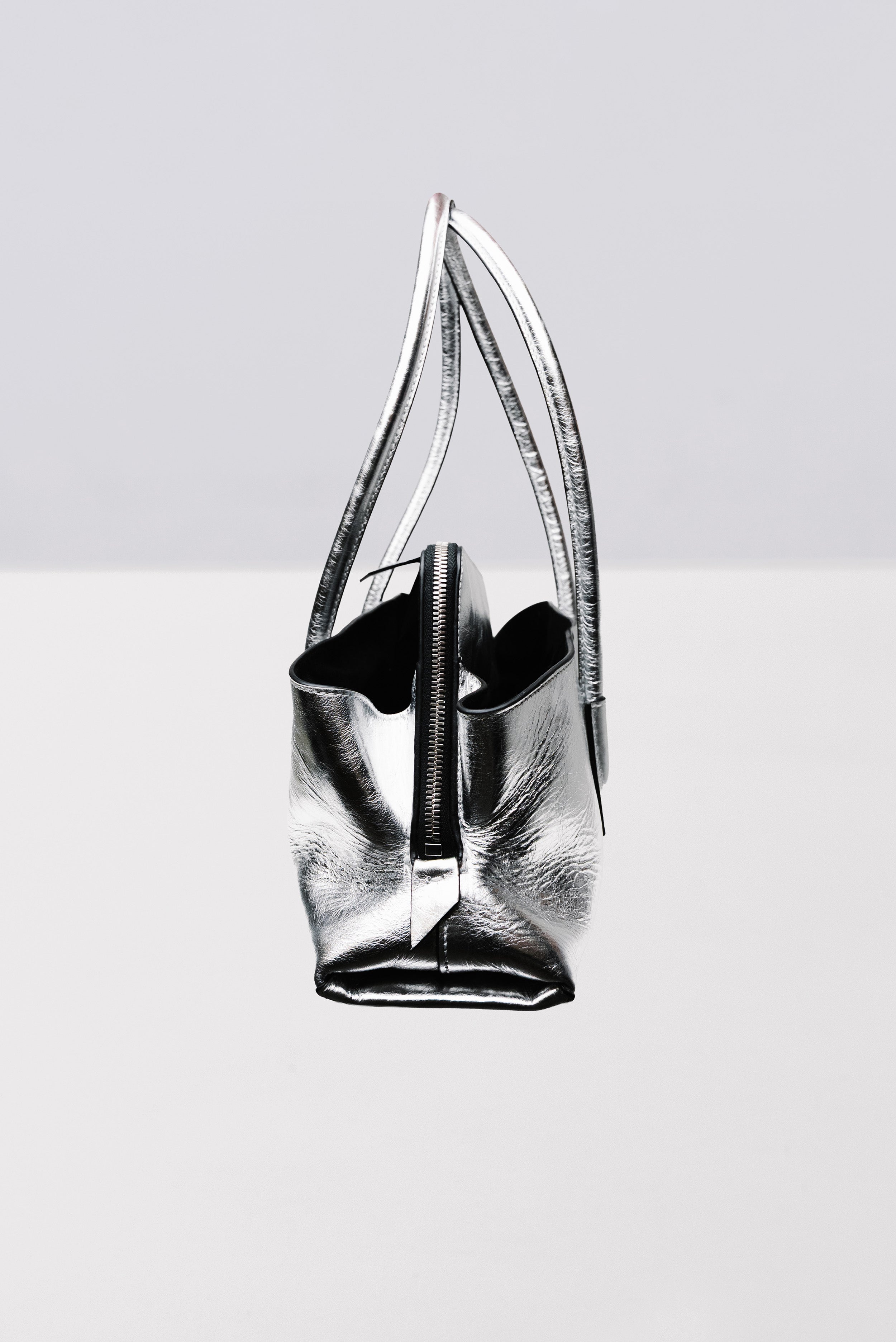 LA PASSEGGIATA SMALL BAG SILVER - The Attico