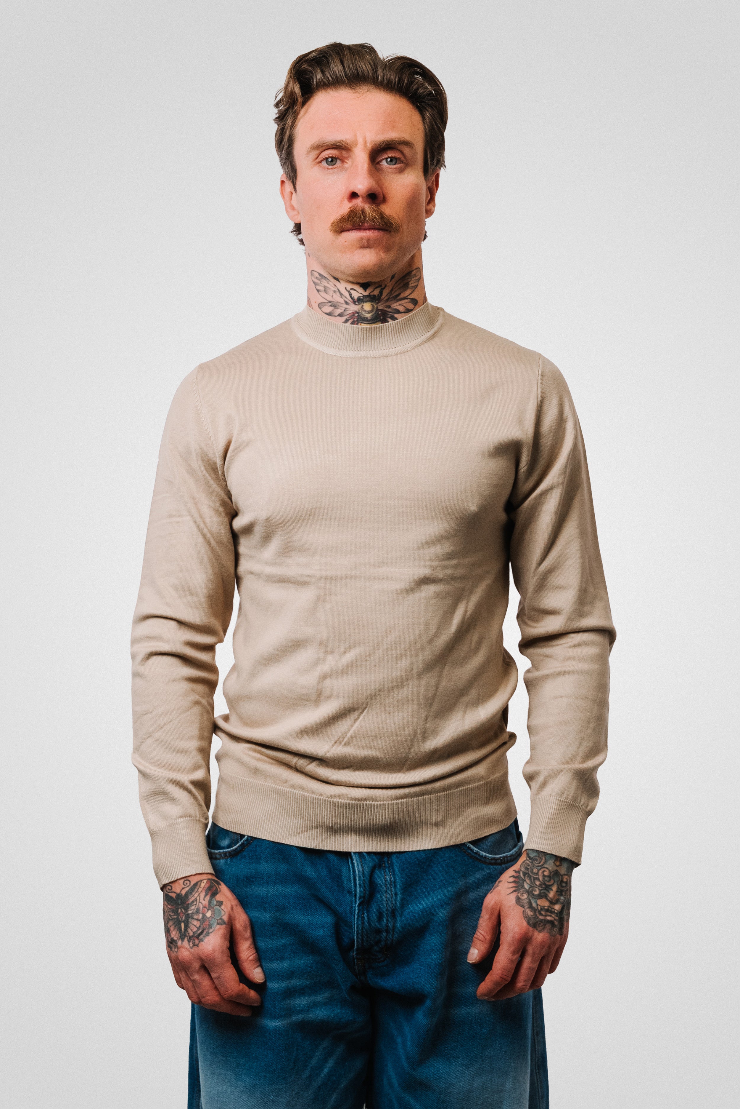 BASIC SWEATER - We Are All Ash