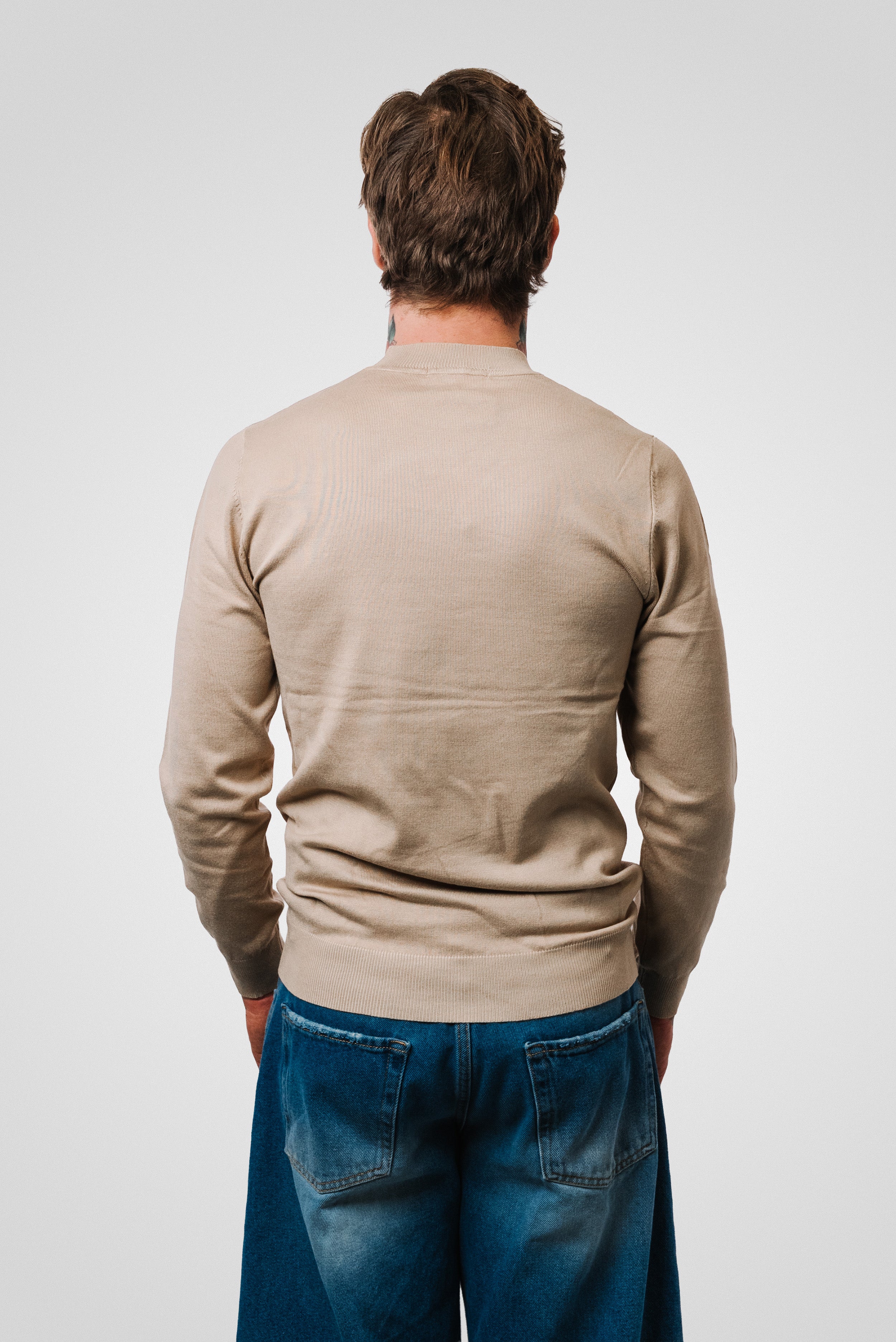 BASIC SWEATER - We Are All Ash