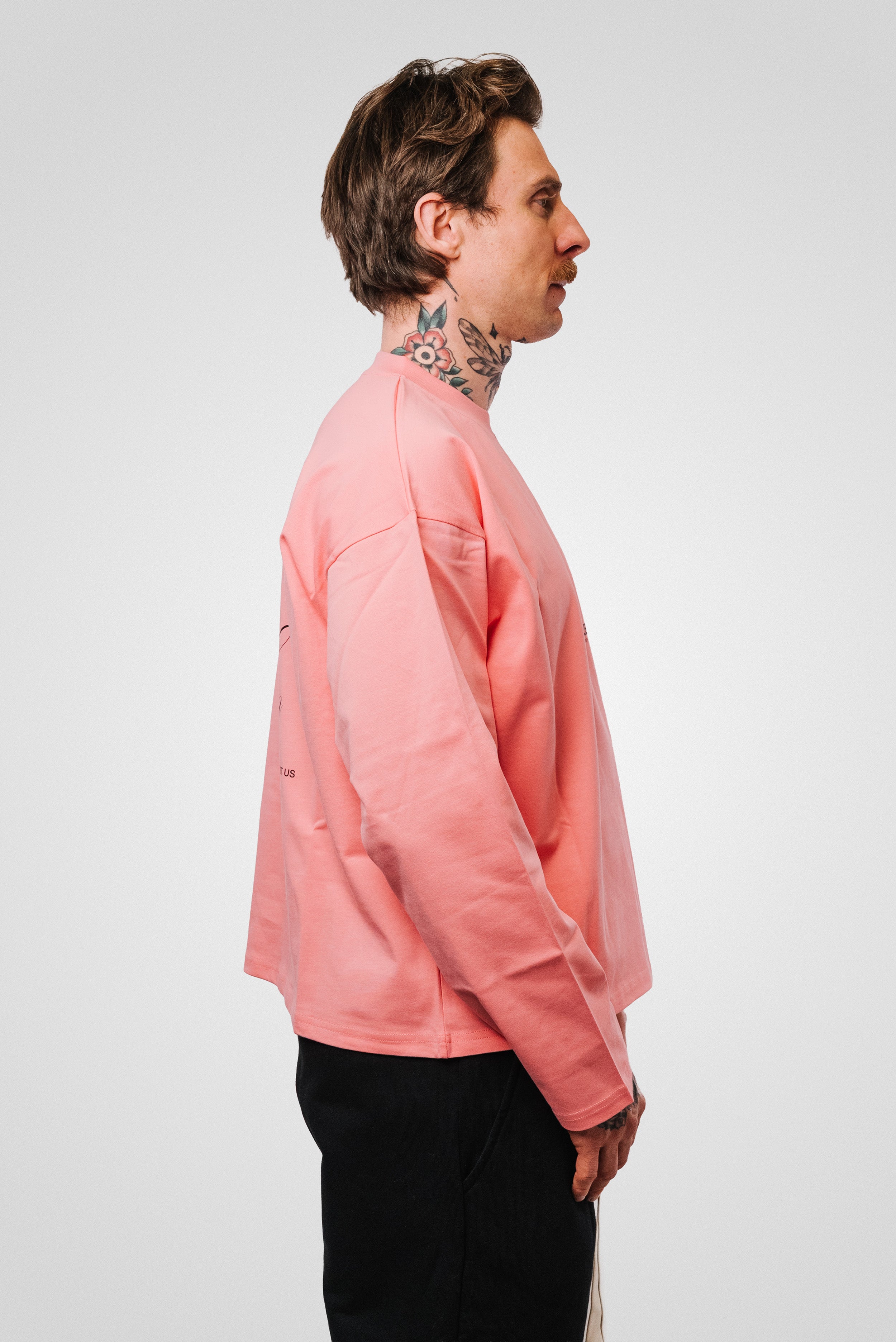 SIGN PINK BOXY LONGSLEEVE - TheDoubleE